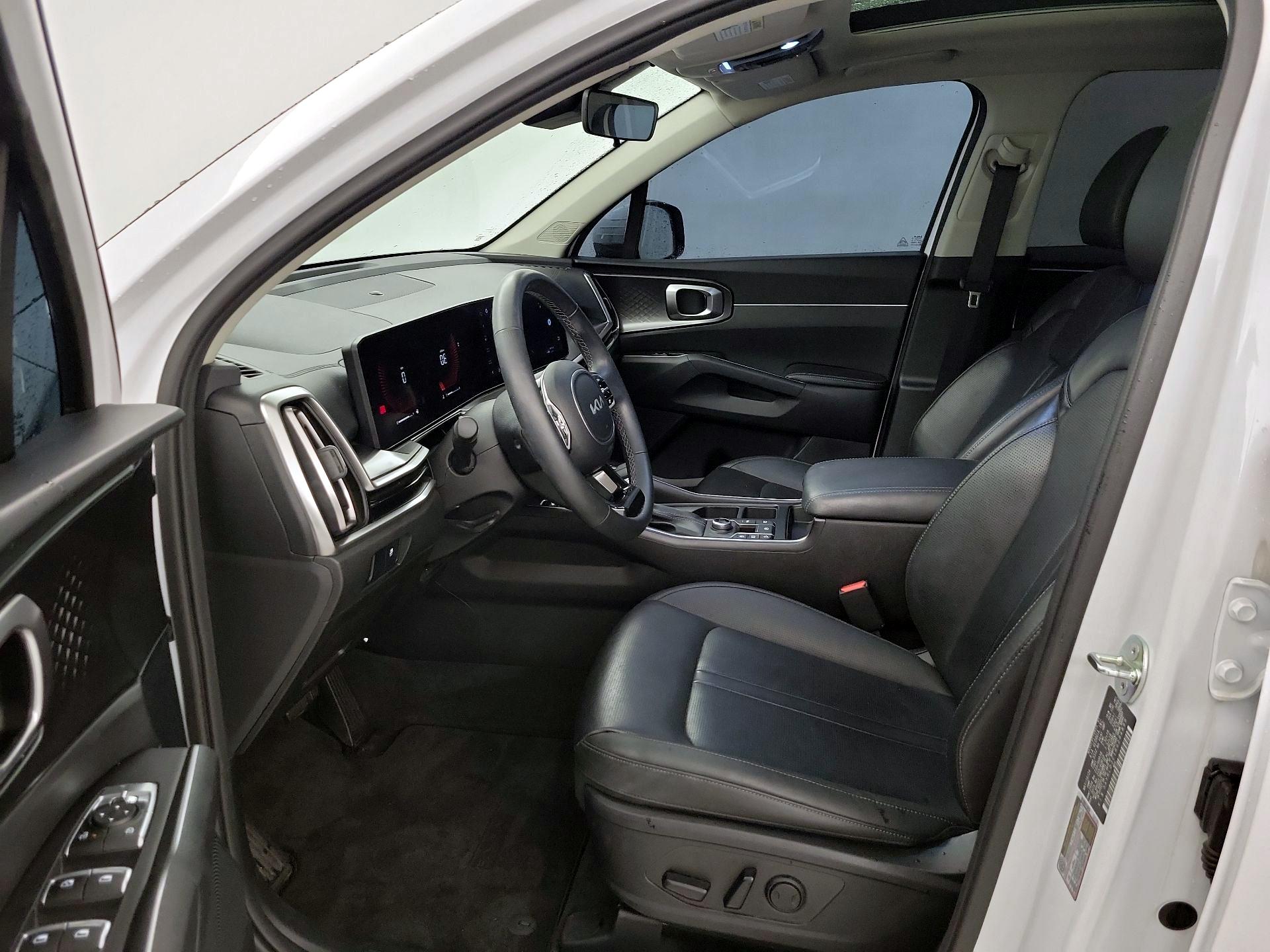 Thumbnail: 2024 Kia Sorento - 11