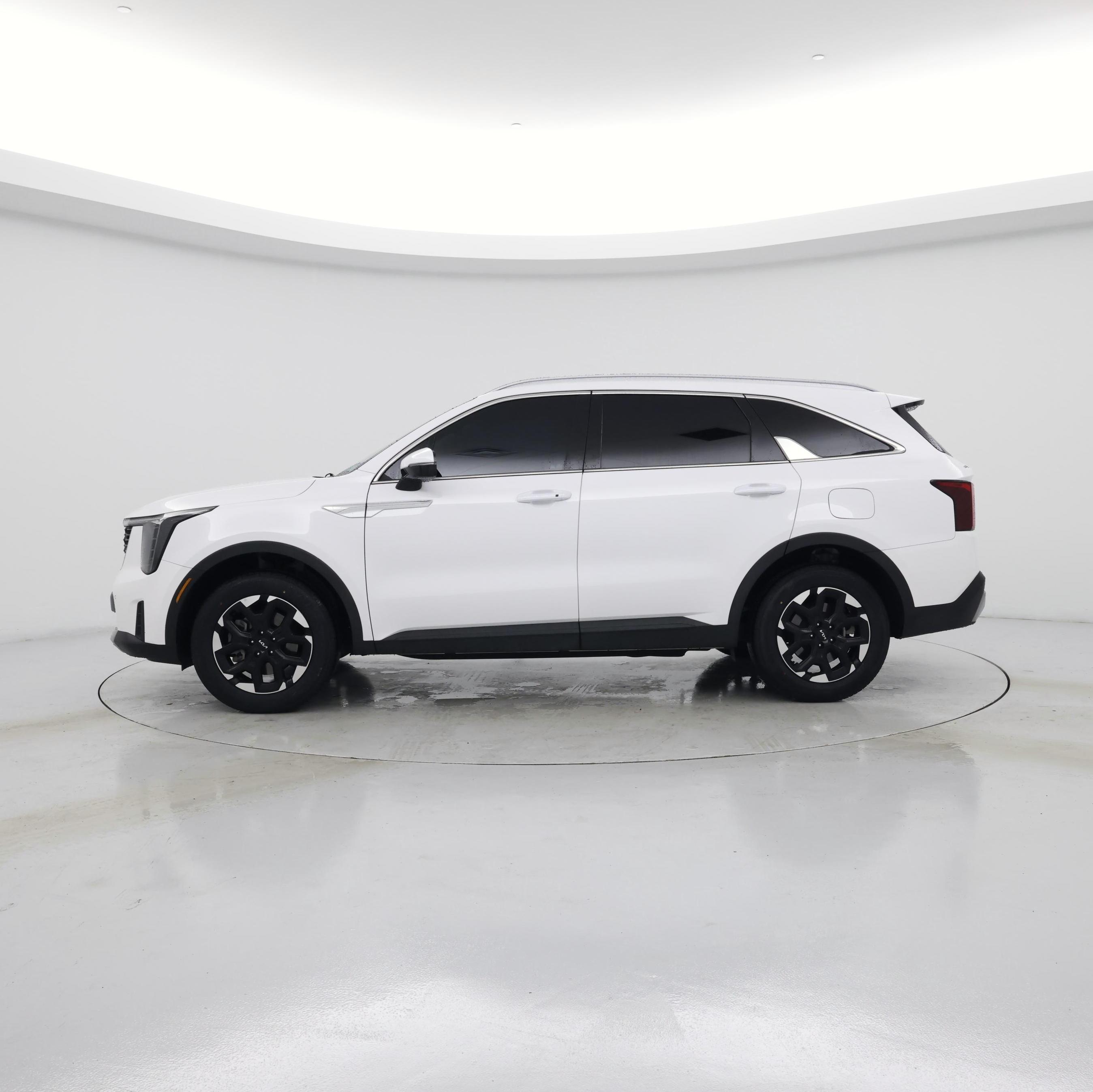 Thumbnail: 2024 Kia Sorento - 3