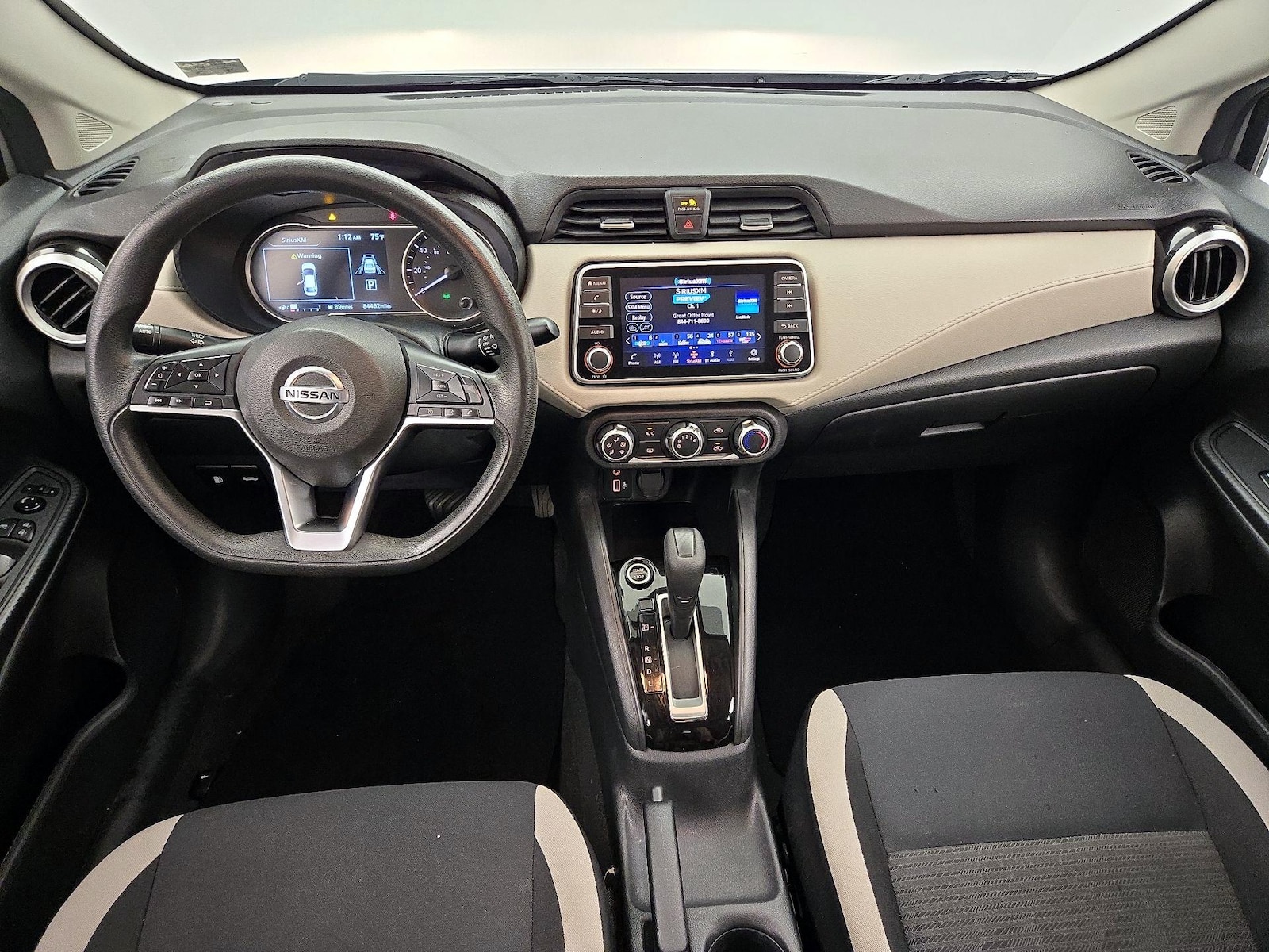 2022 Nissan Versa Sedan SV - Photo 10