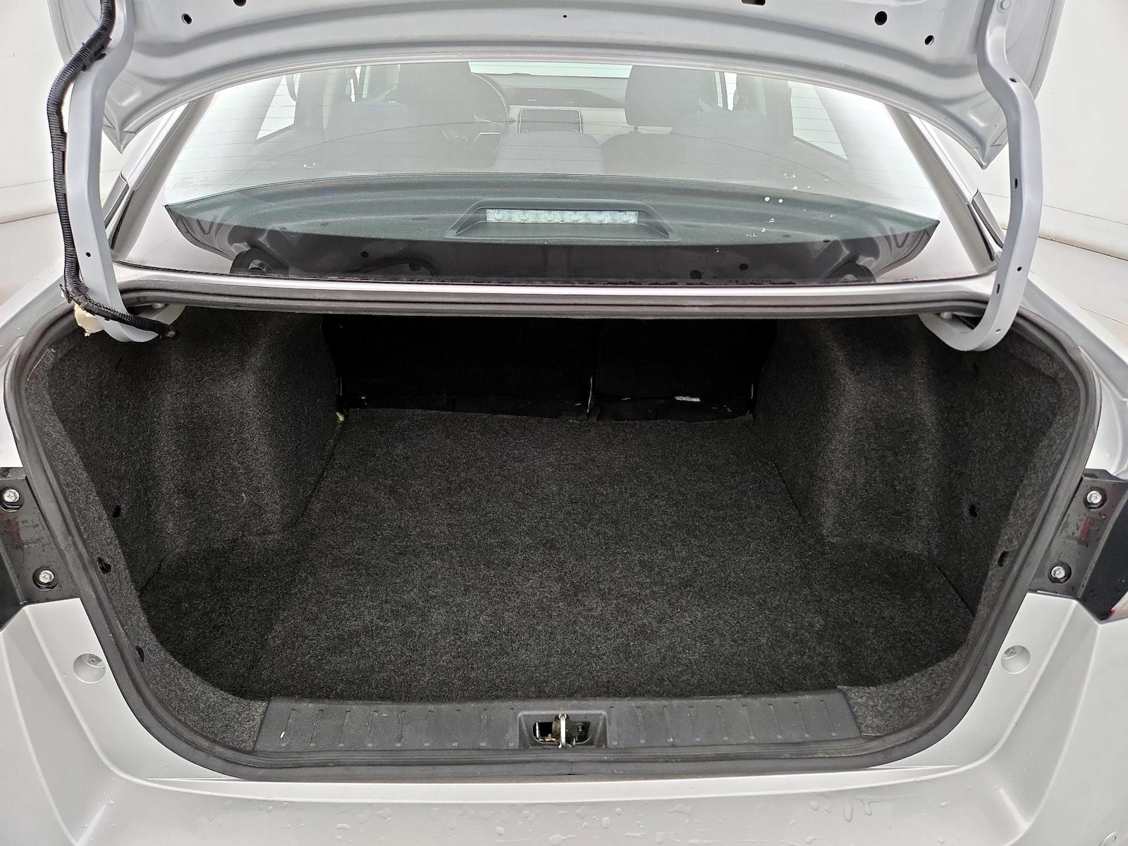 2022 Nissan Versa Sedan SV - Photo 20