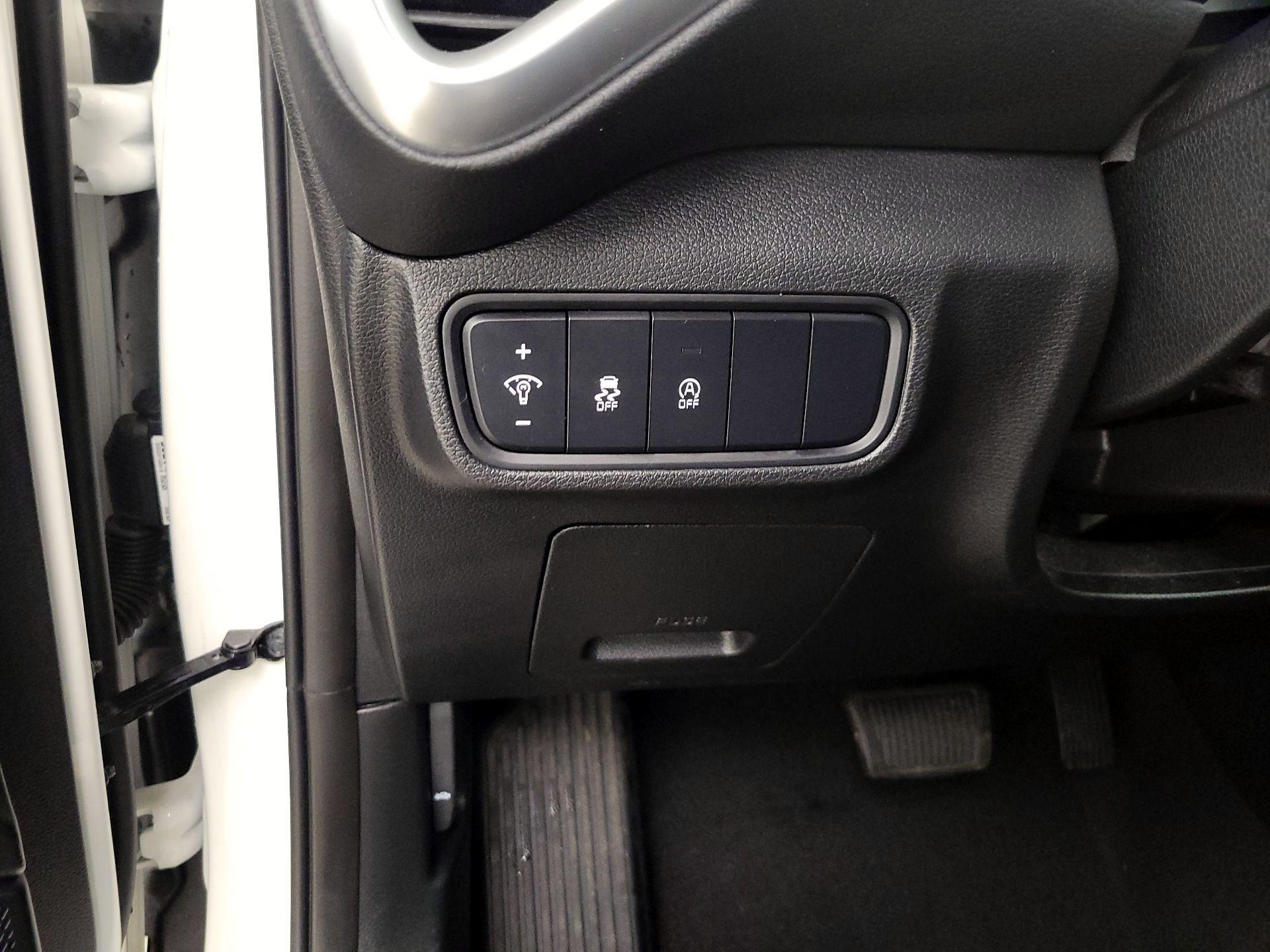 Thumbnail: 2025 Kia Soul - 13