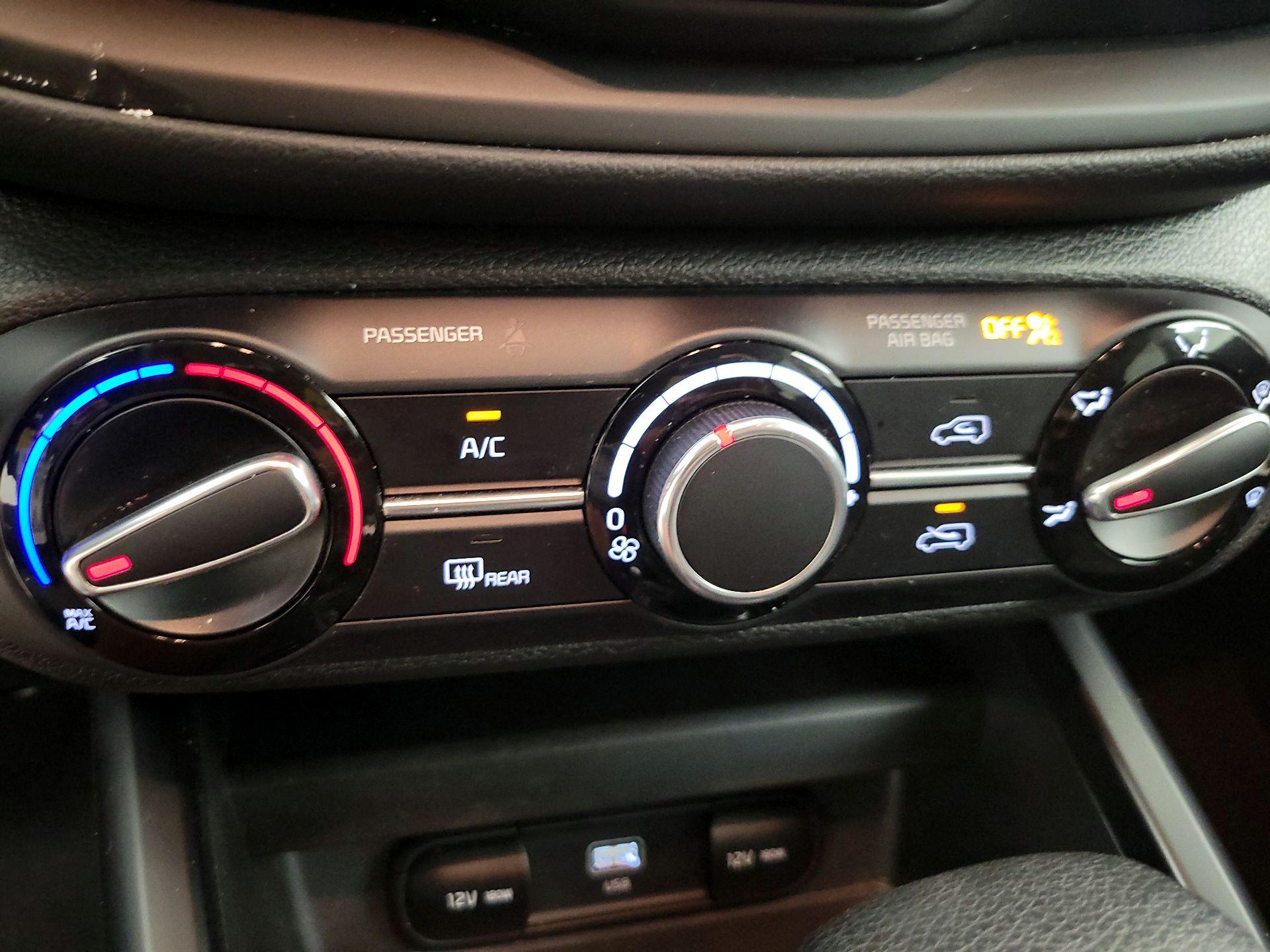 Thumbnail: 2025 Kia Soul - 16