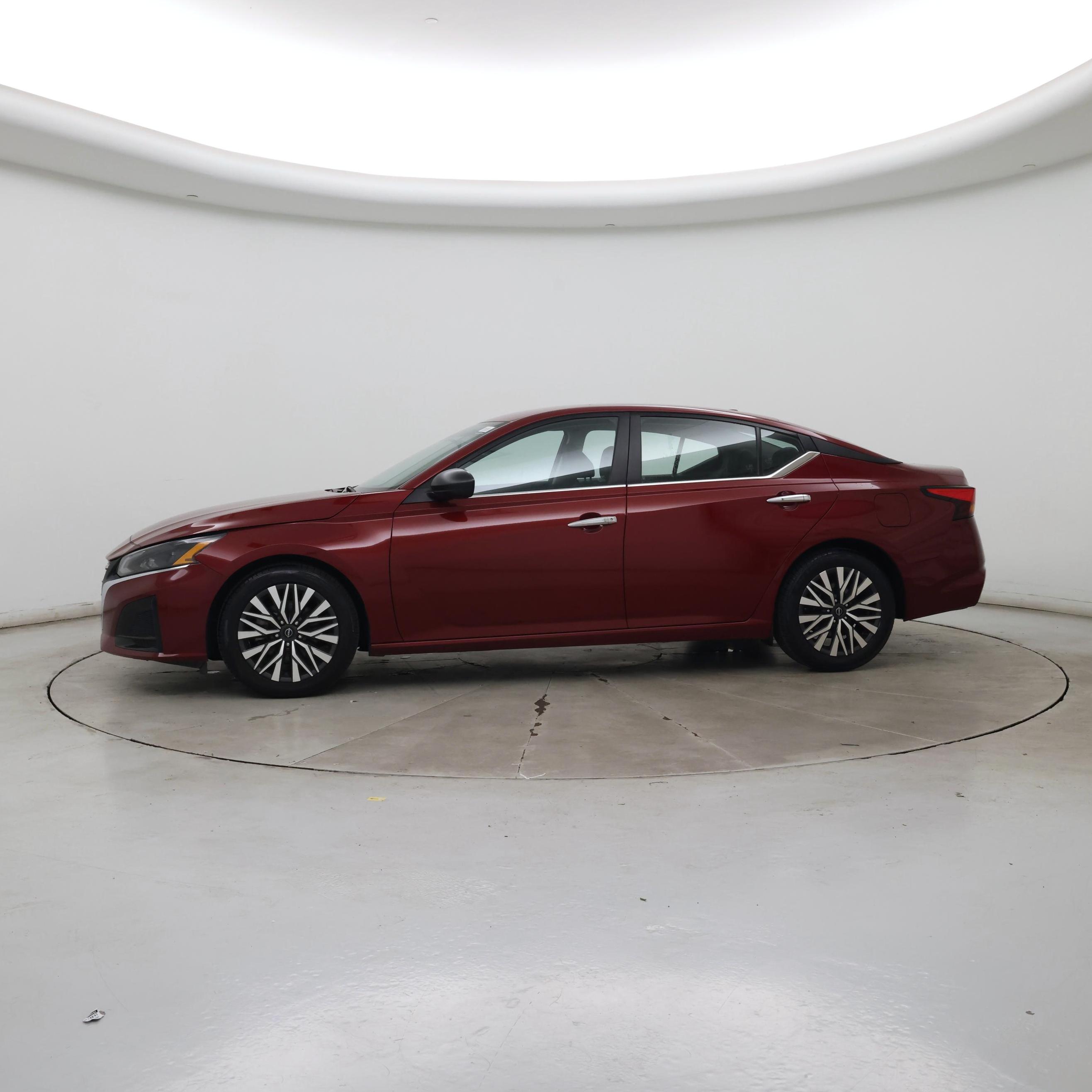 Thumbnail: 2025 Nissan Altima - 3