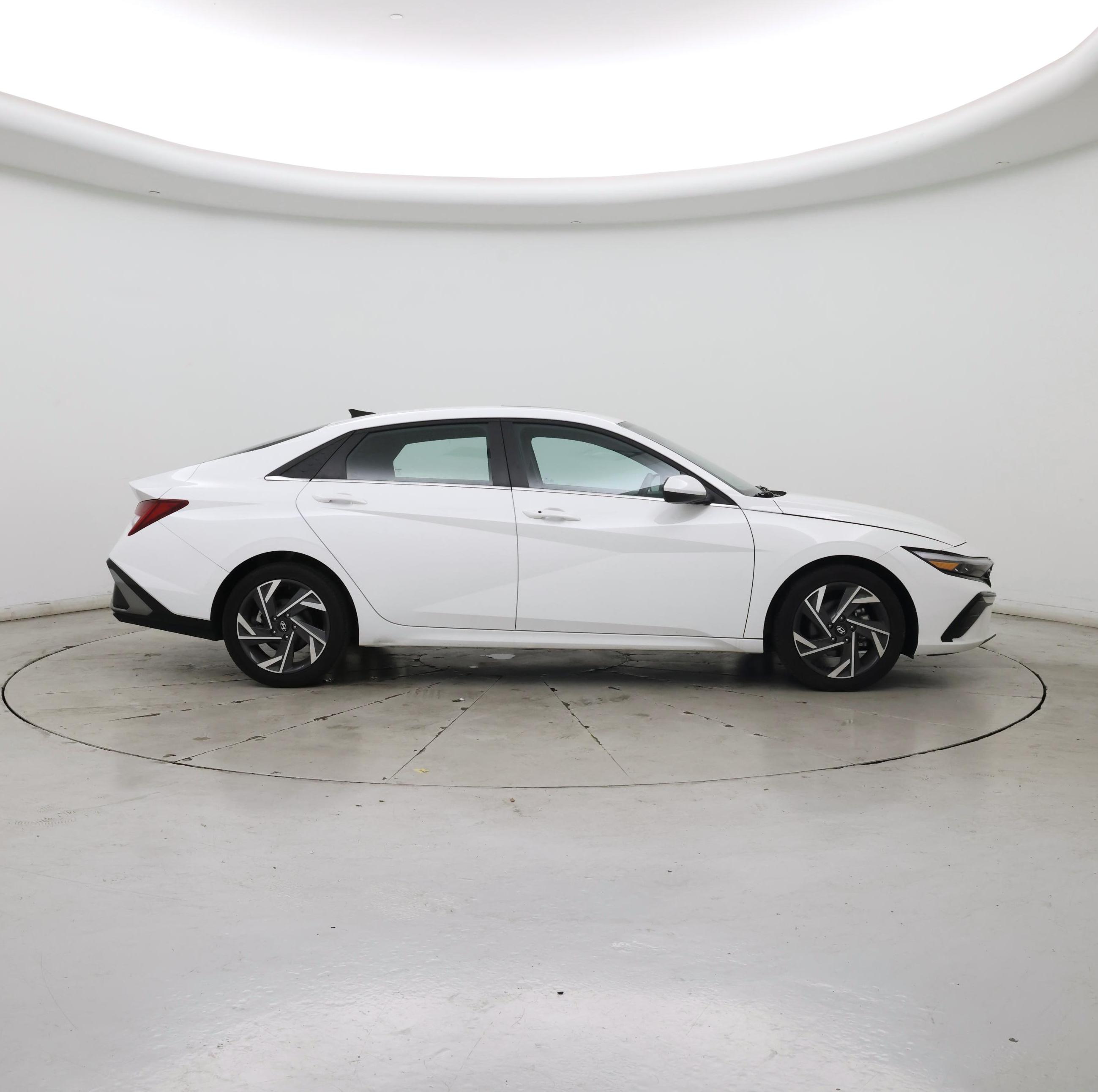 Thumbnail: 2025 Hyundai Elantra - 7