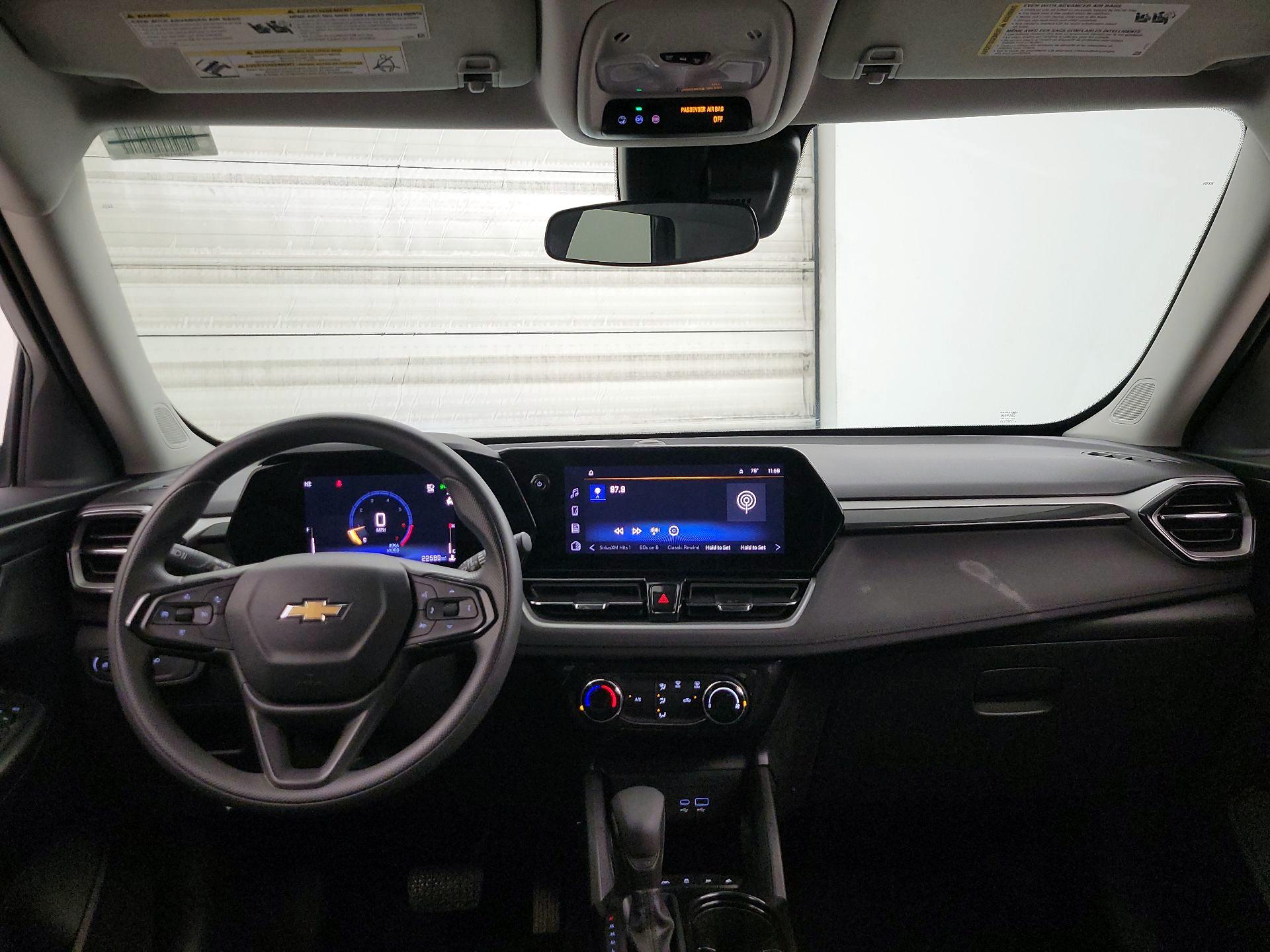 Thumbnail: 2025 Chevrolet TrailBlazer - 9