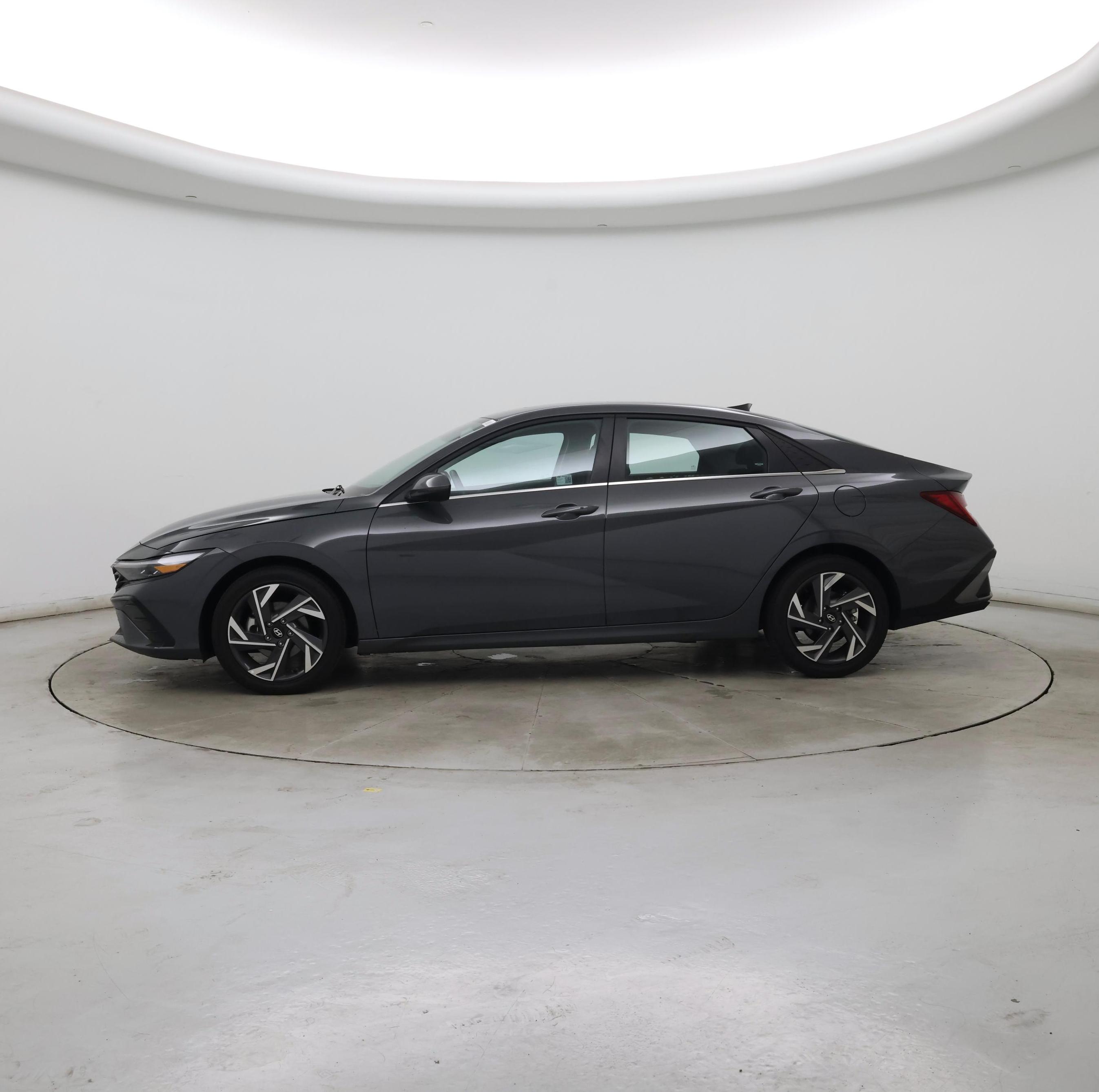 Thumbnail: 2025 Hyundai Elantra - 3
