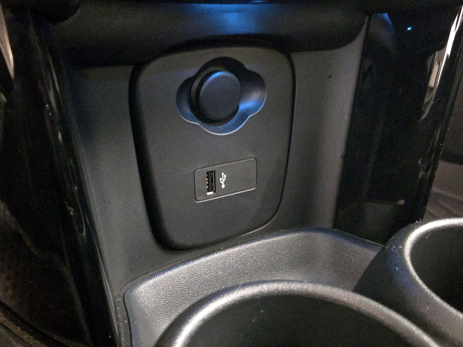 2023 MINI Hardtop 2 Door Base - Photo 19