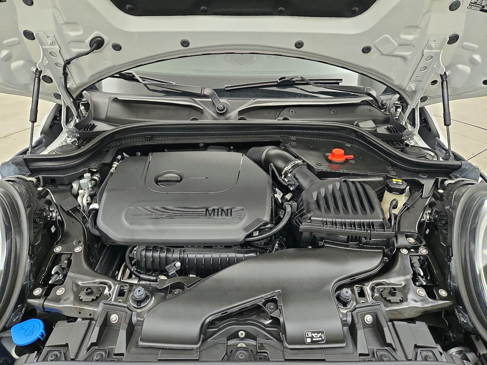 2023 MINI Hardtop 2 Door Base - Photo 22