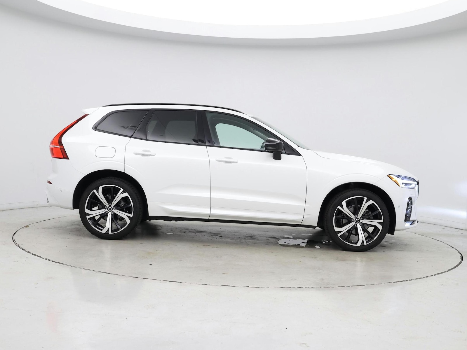 2023 Volvo XC60 Ultimate - Photo 8