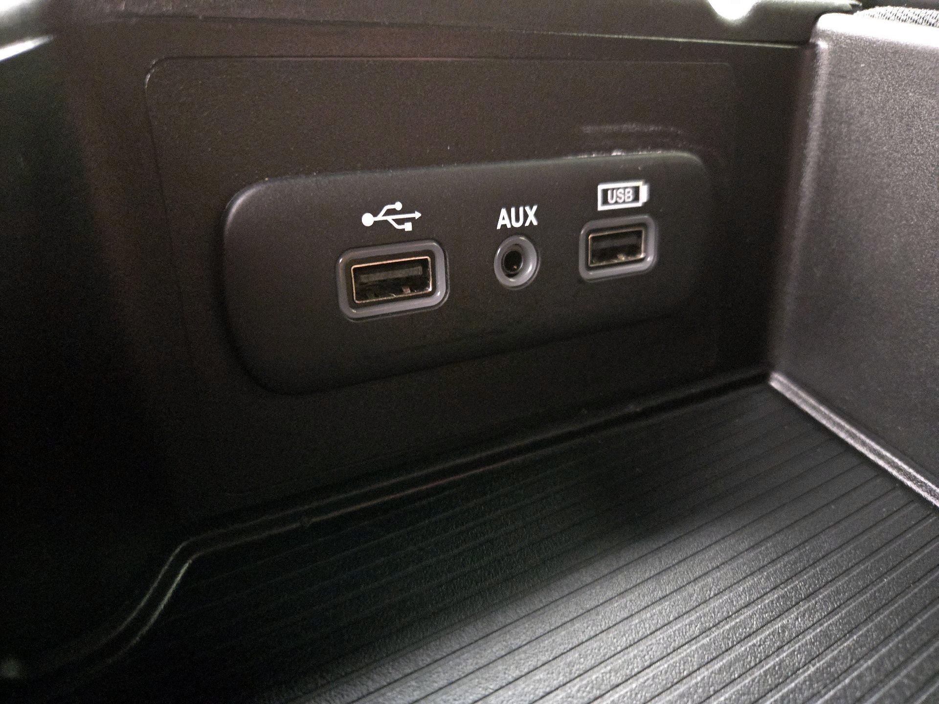 Thumbnail: 2021 RAM 1500 Classic - 18
