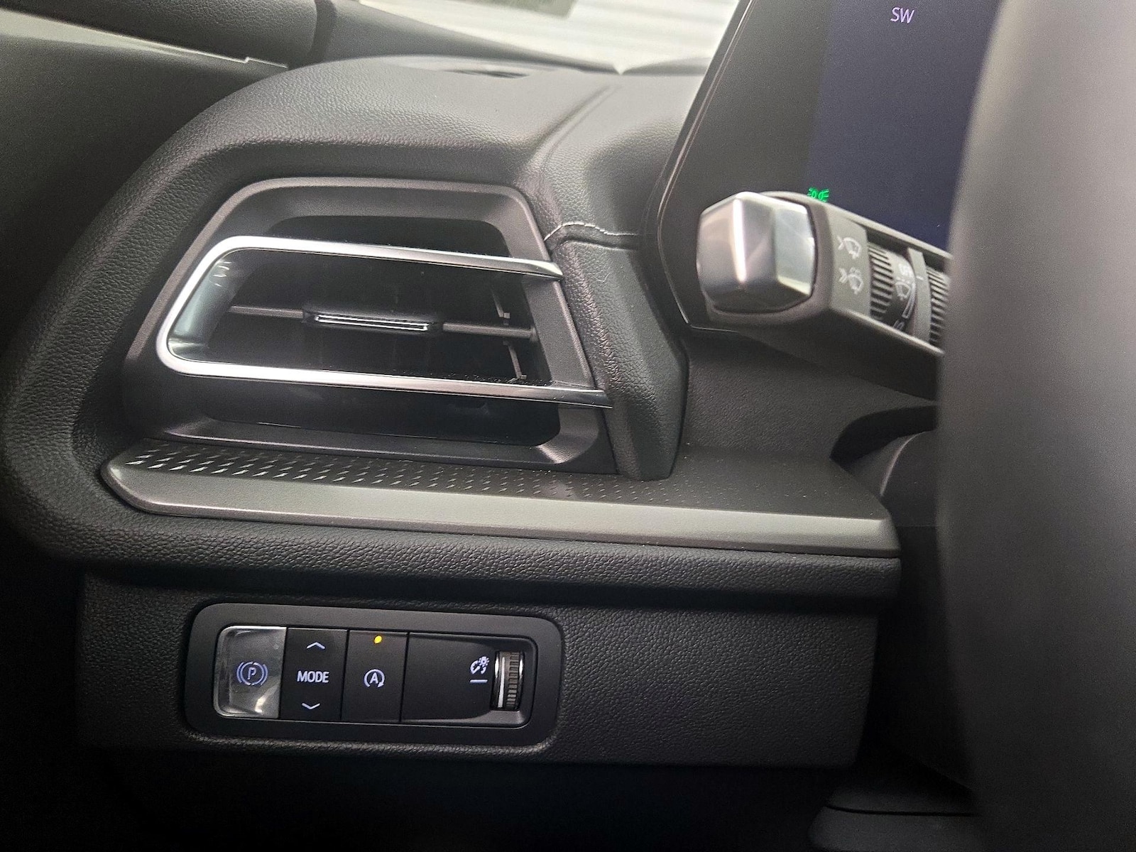 2024 Chevrolet Traverse 1LT - Photo 14