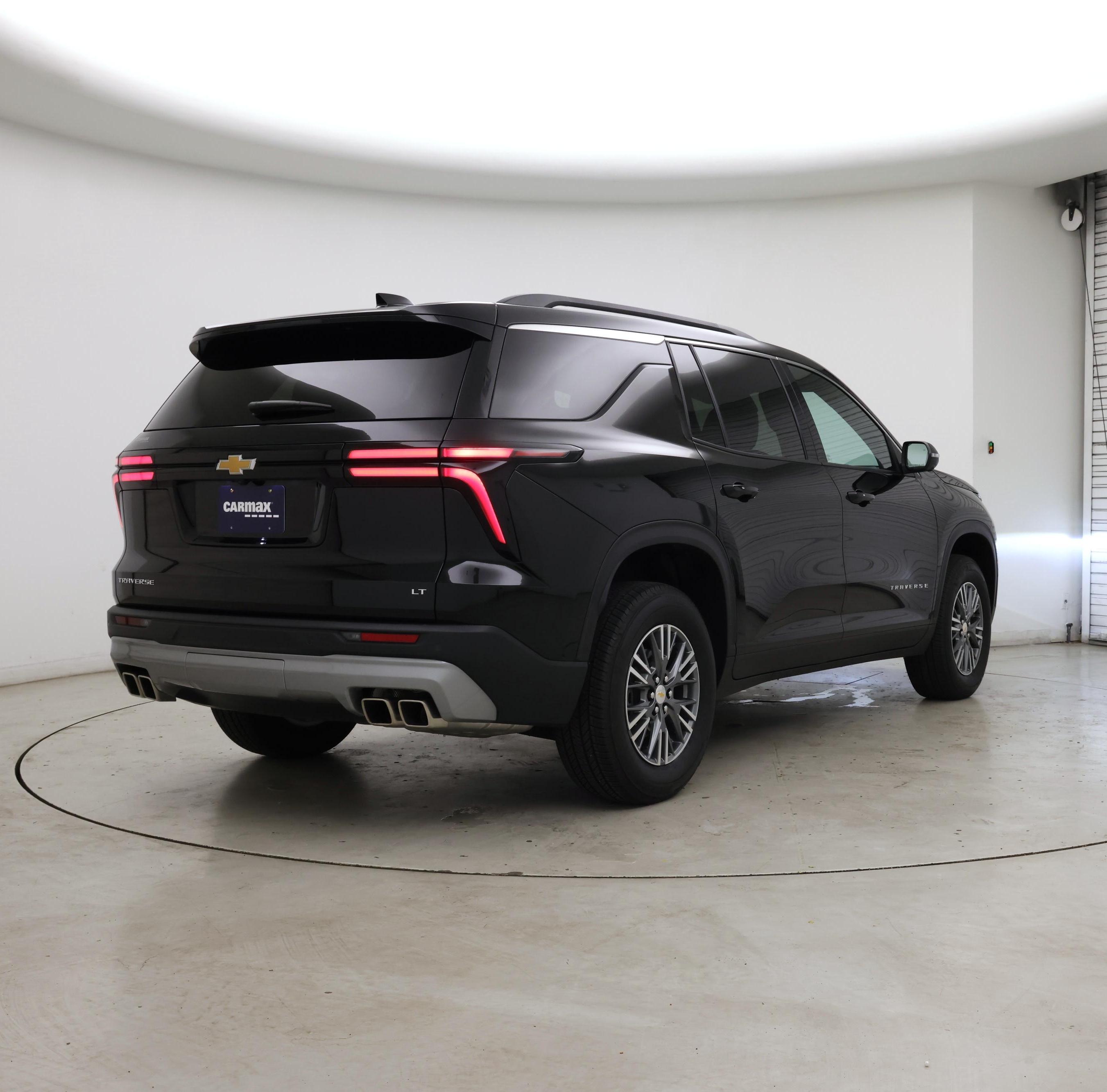Thumbnail: 2024 Chevrolet Traverse - 8
