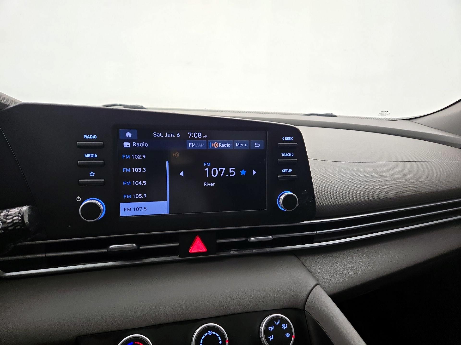 Thumbnail: 2024 Hyundai Elantra - 15