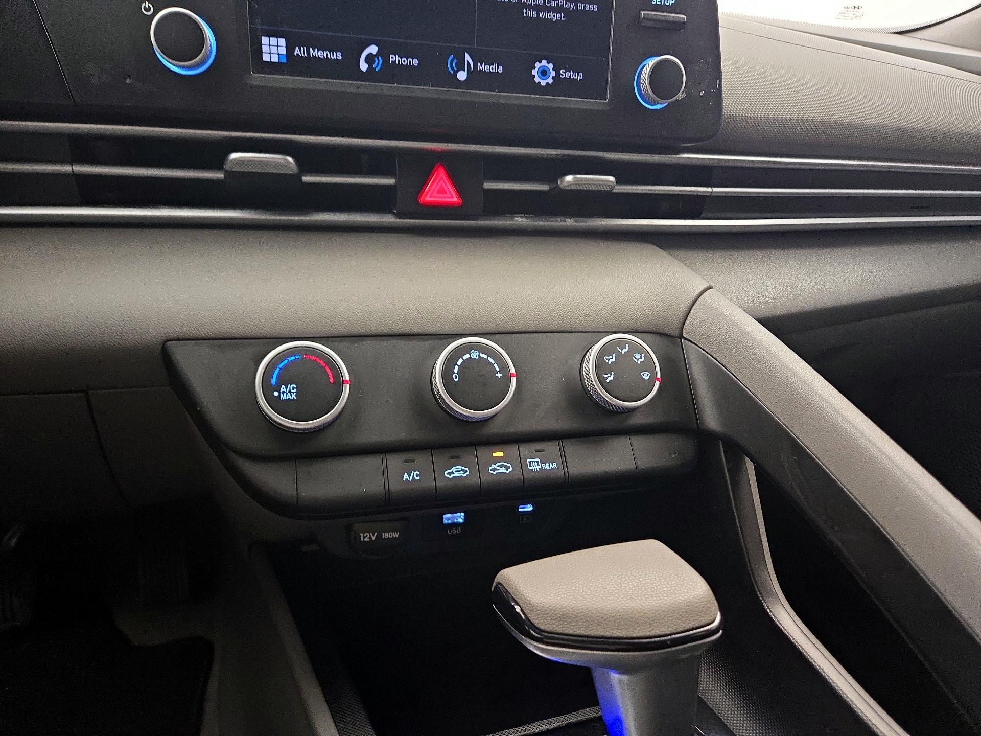 Thumbnail: 2024 Hyundai Elantra - 16