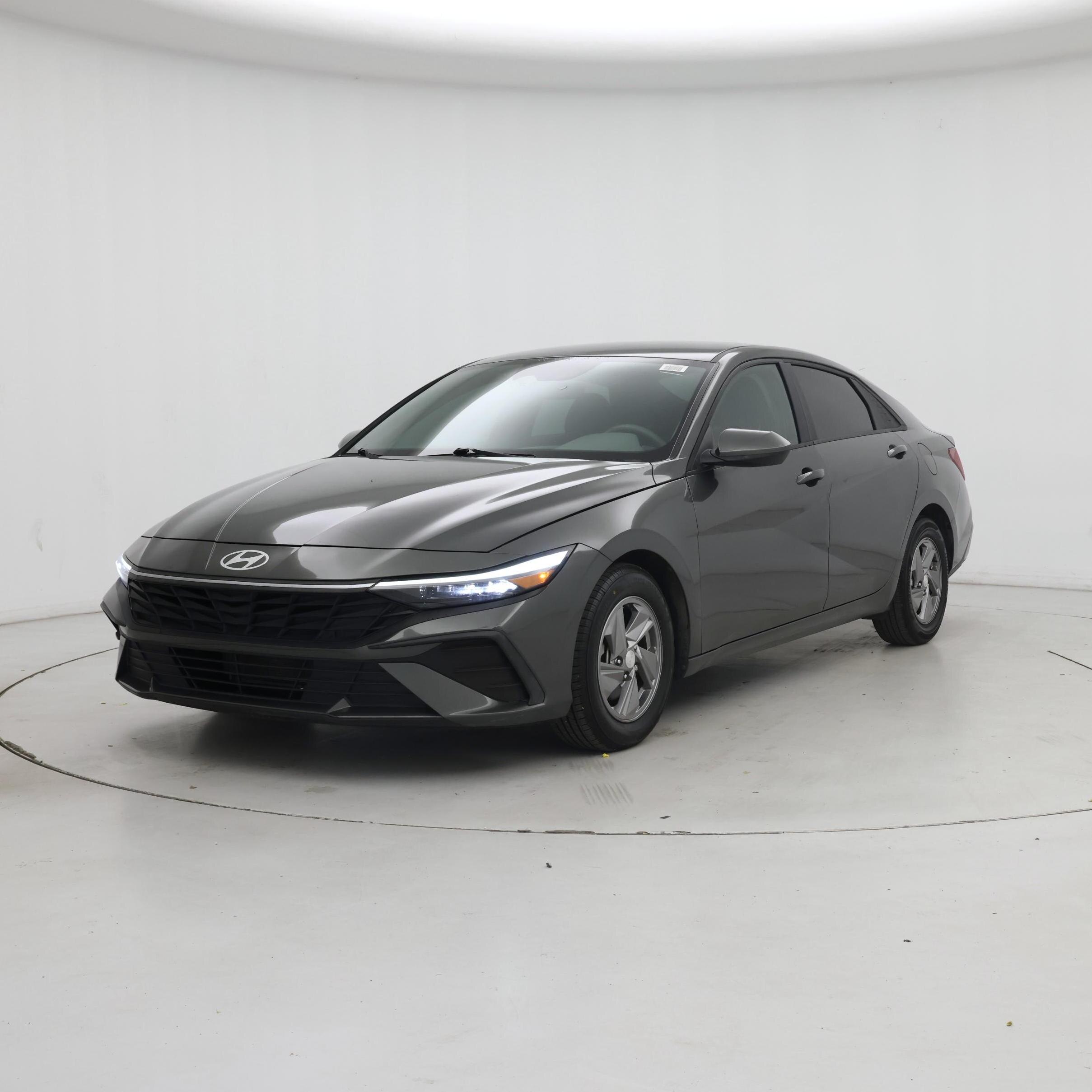 Thumbnail: 2024 Hyundai Elantra - 4