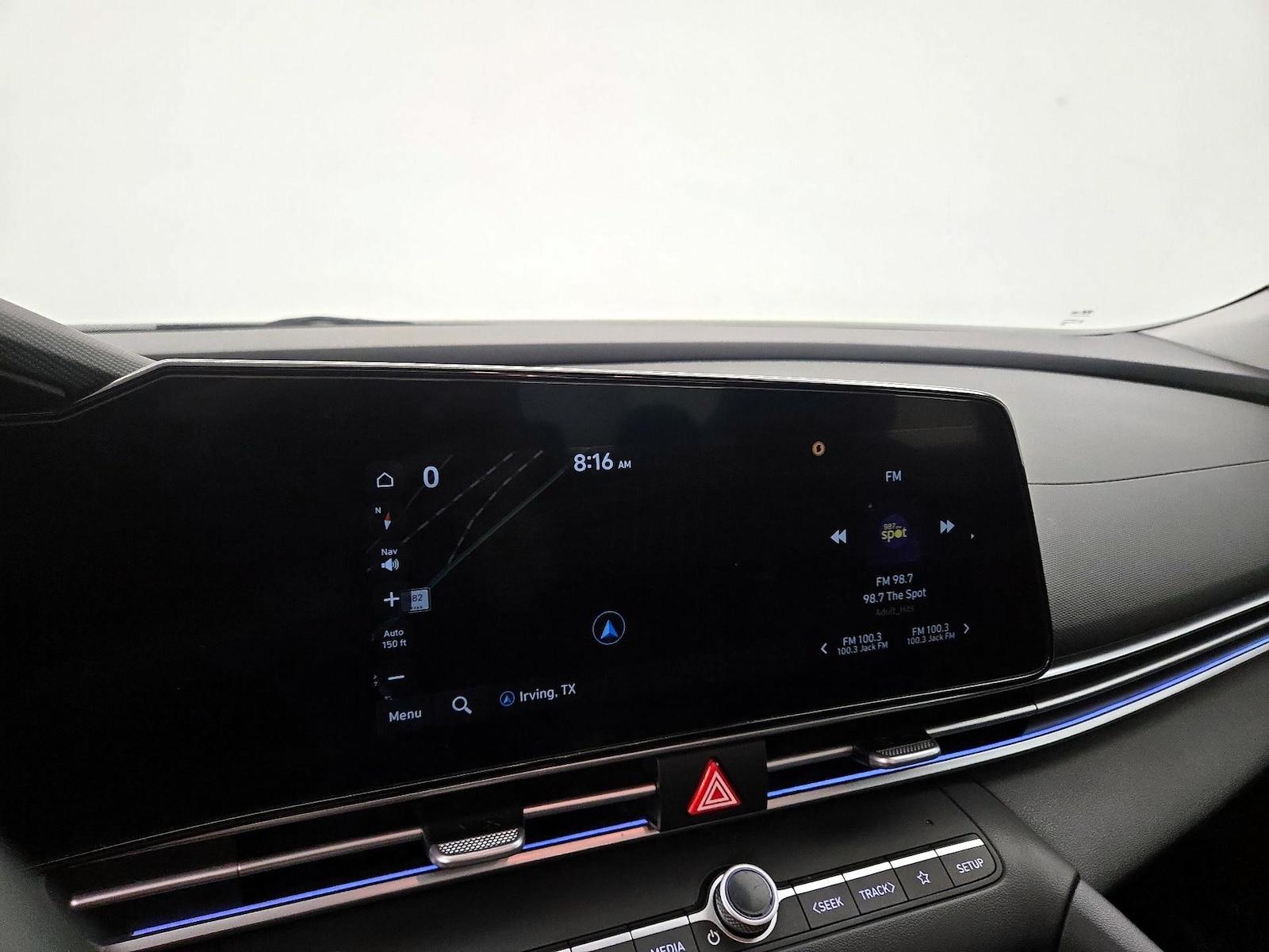 2025 Hyundai Elantra SEL - Photo 6