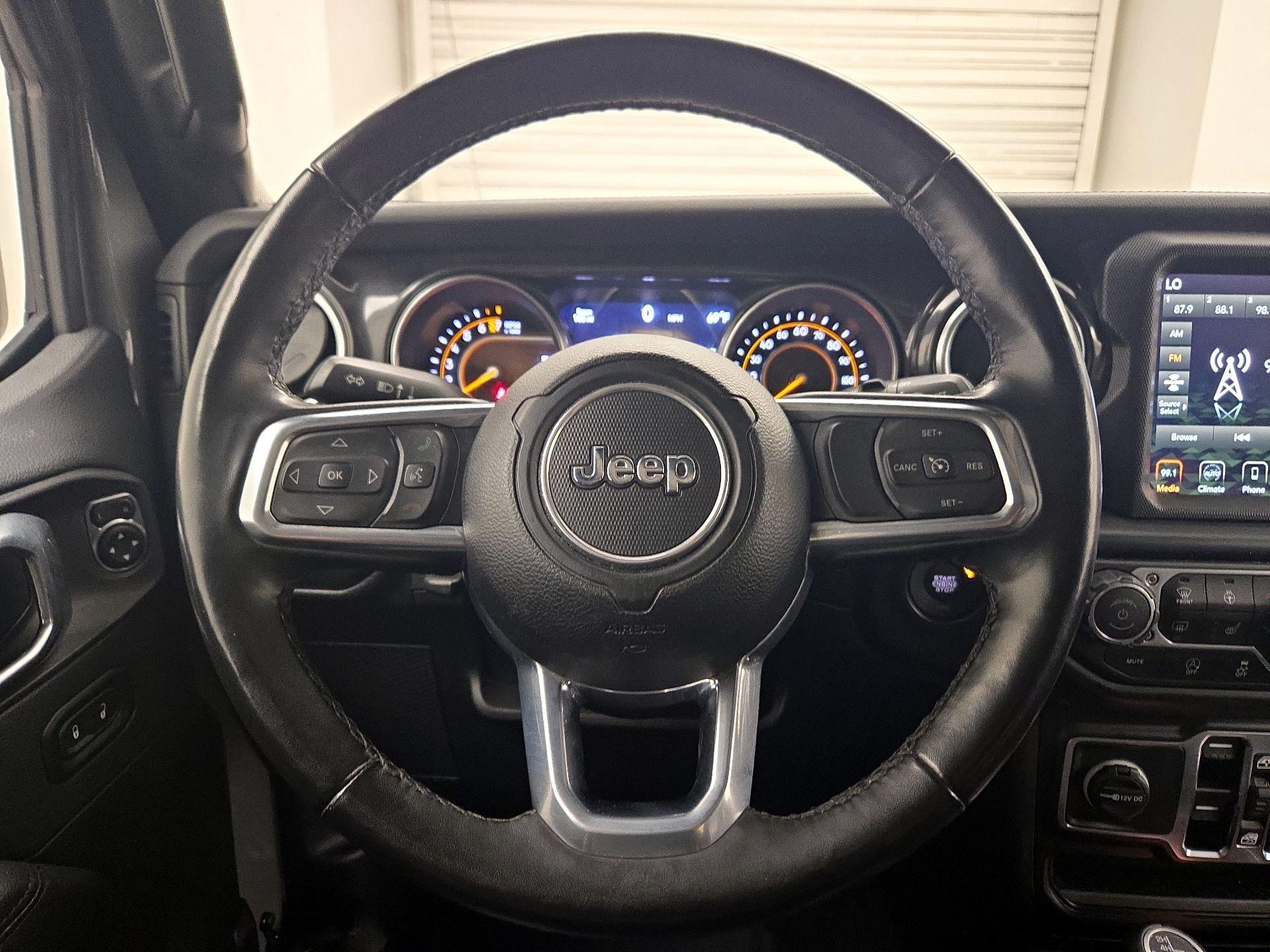 Thumbnail: 2022 Jeep Wrangler - 10