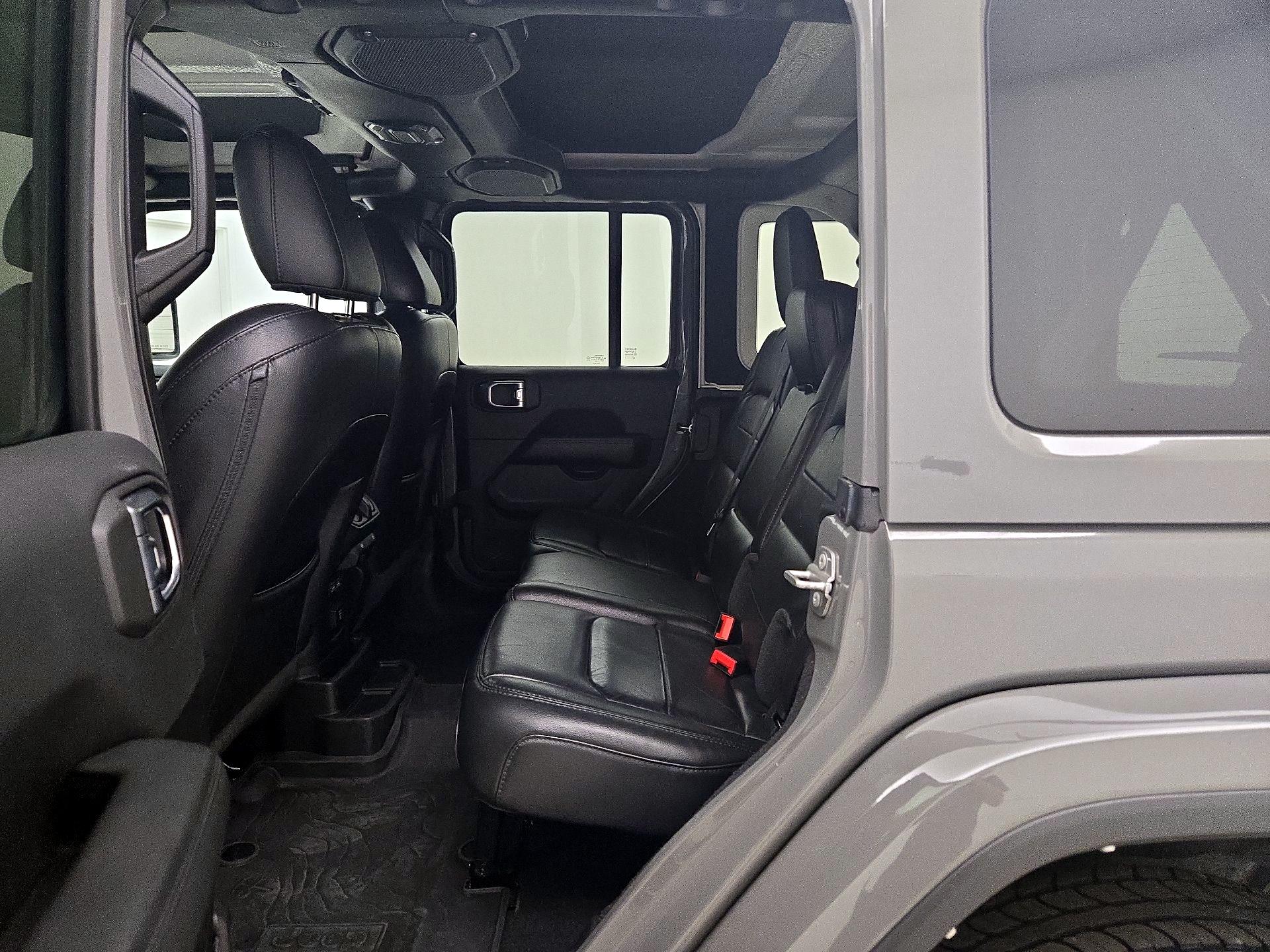 Thumbnail: 2022 Jeep Wrangler - 20