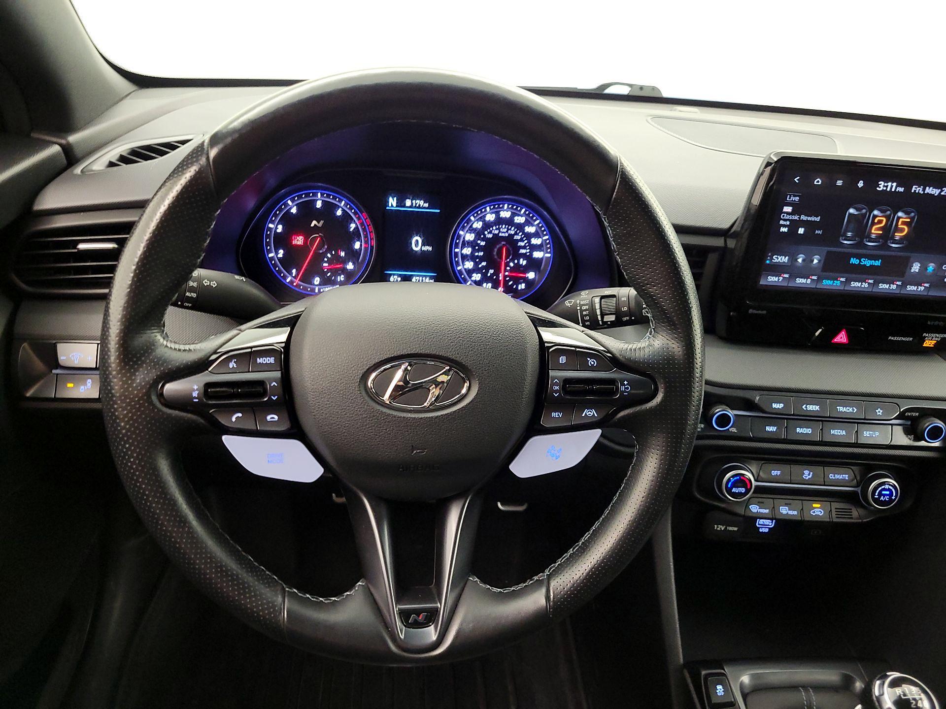 Thumbnail: 2022 Hyundai Veloster - 10