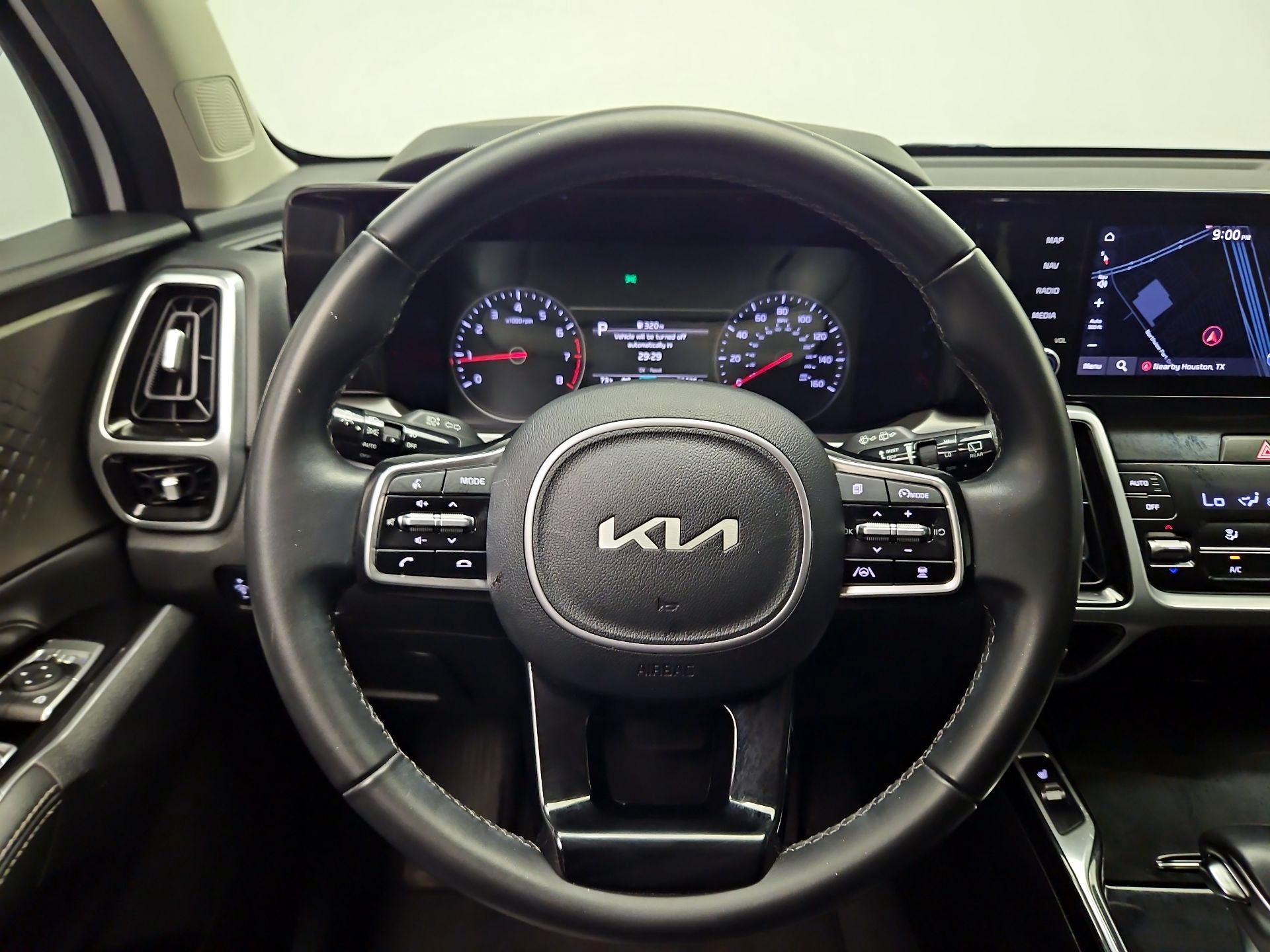 Thumbnail: 2022 Kia Sorento - 10