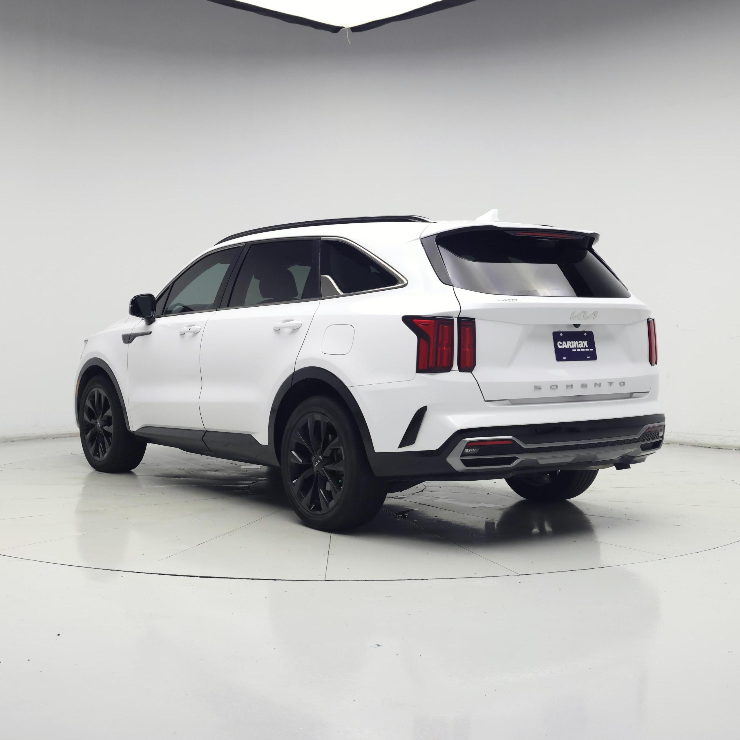 Thumbnail: 2022 Kia Sorento - 2