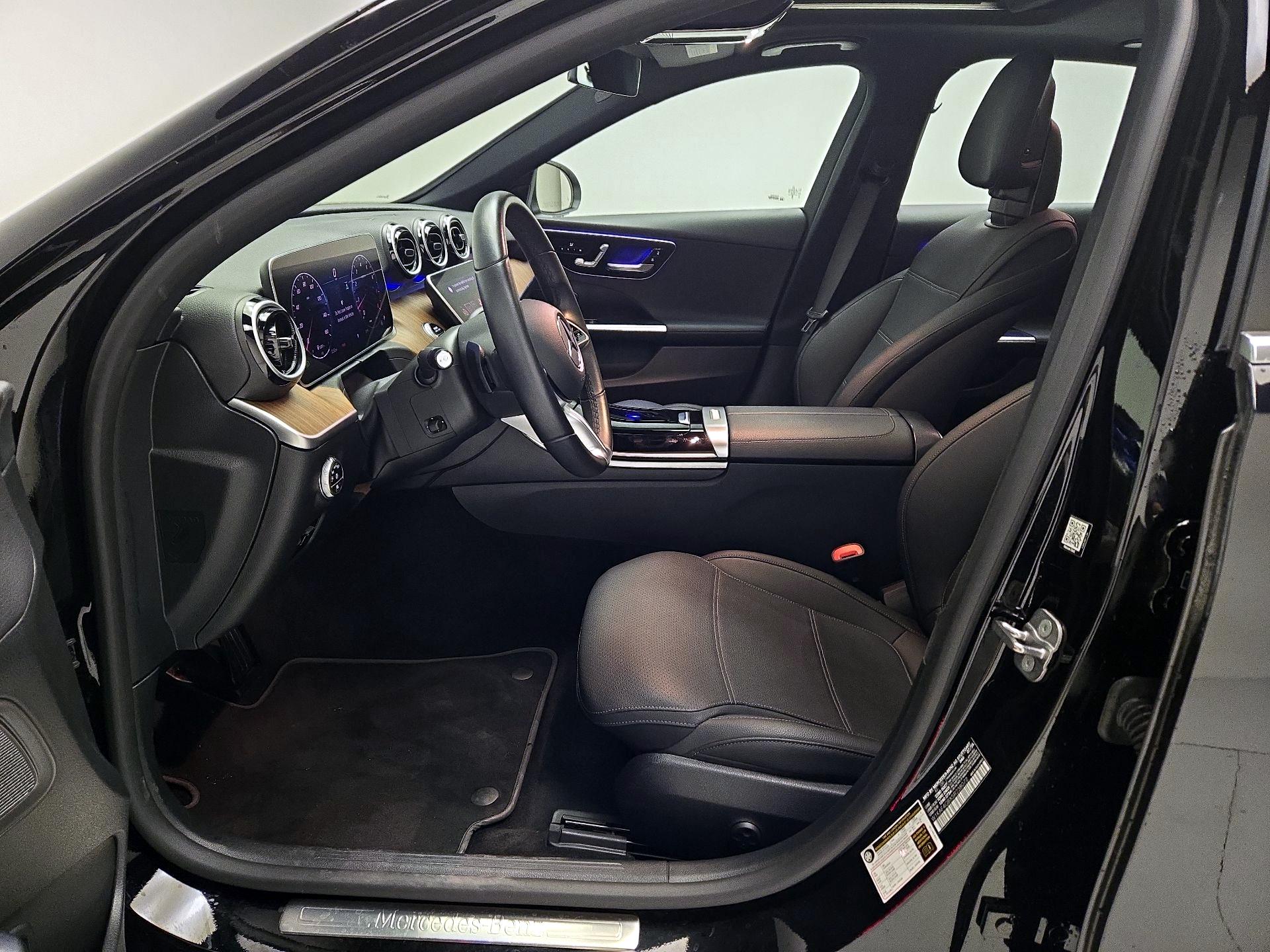 Thumbnail: 2025 Mercedes-Benz C-Class - 11