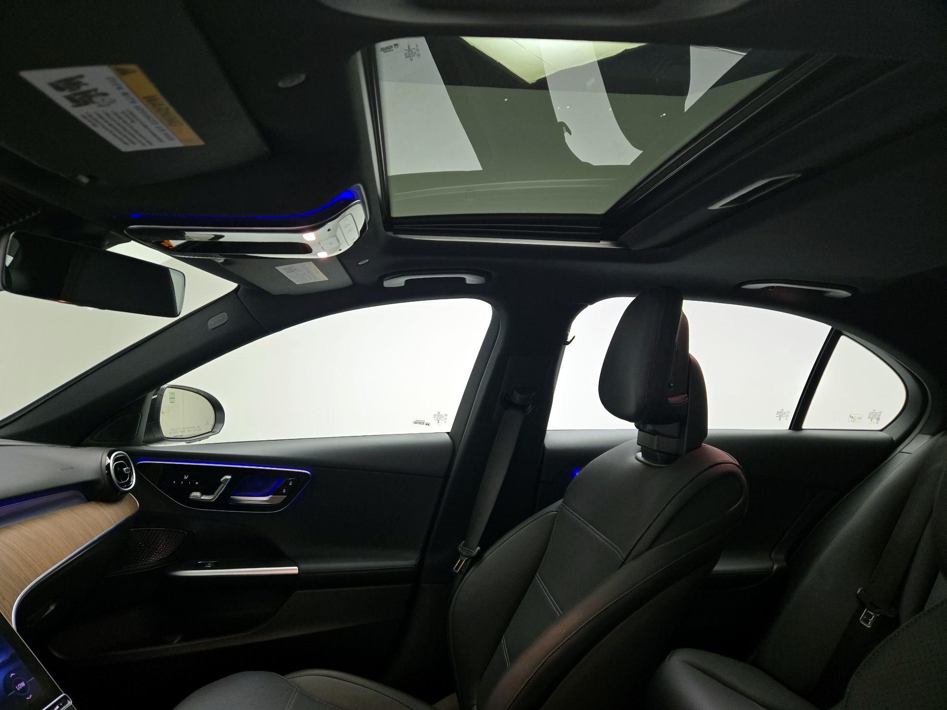 Thumbnail: 2025 Mercedes-Benz C-Class - 18