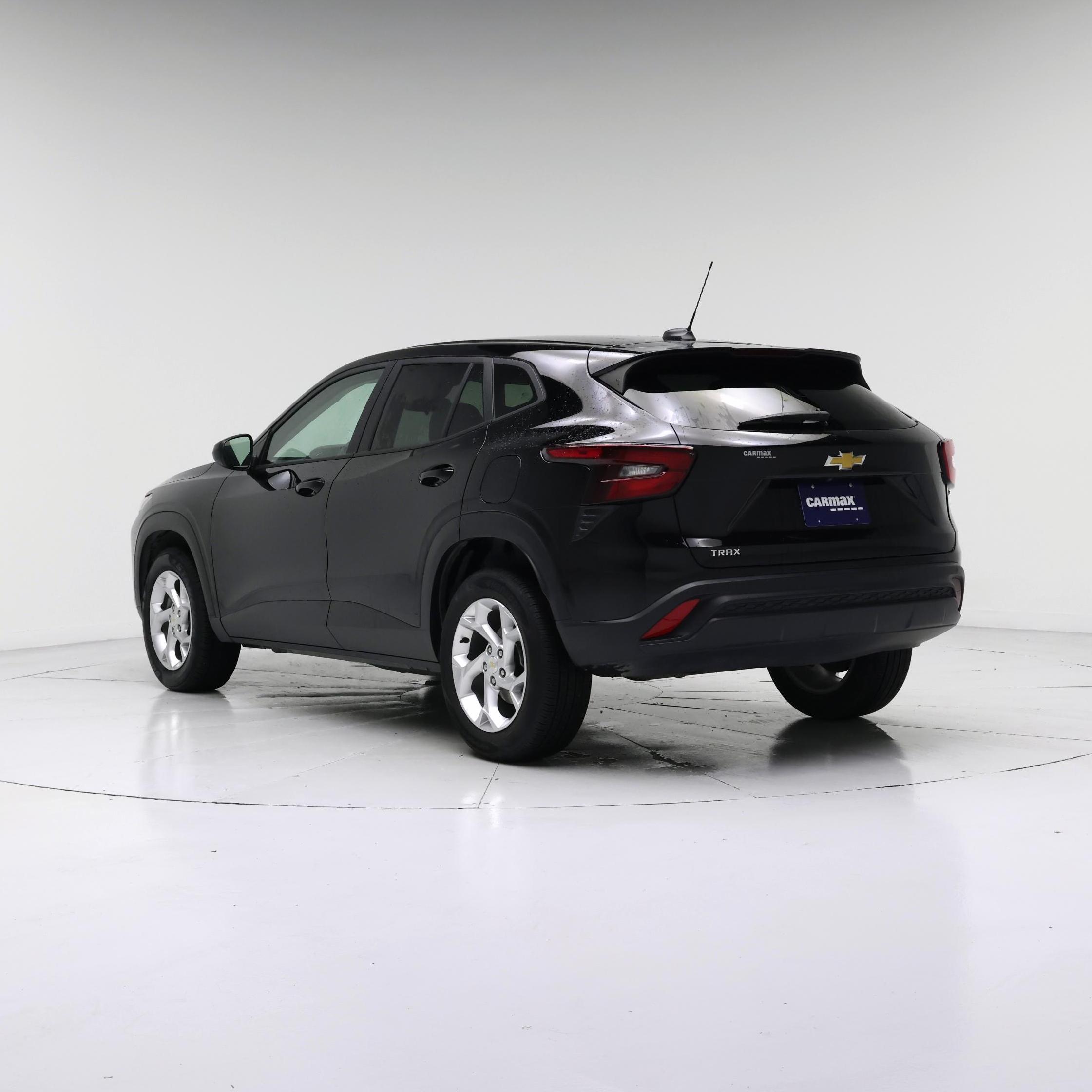 Thumbnail: 2024 Chevrolet Trax - 2