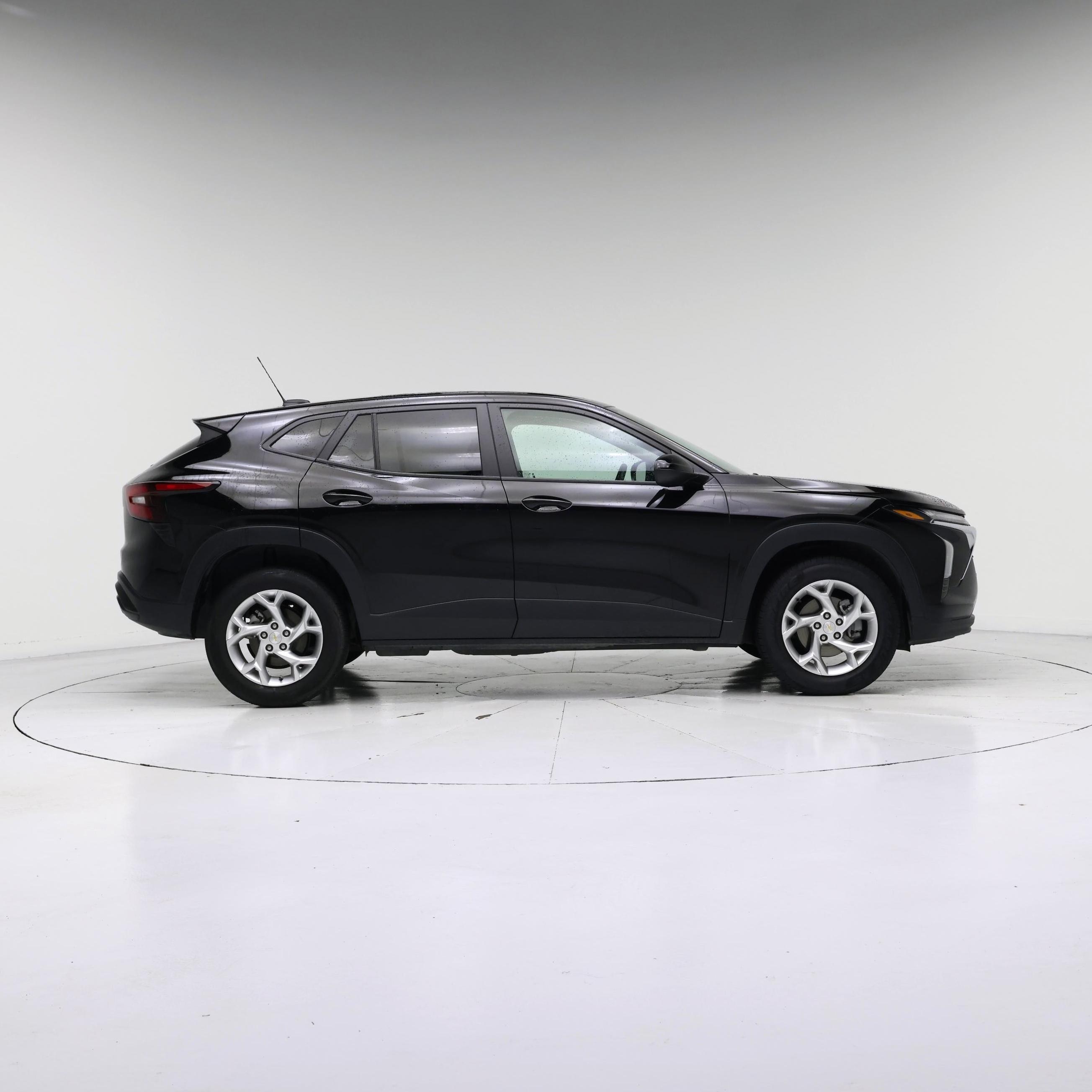 Thumbnail: 2024 Chevrolet Trax - 7