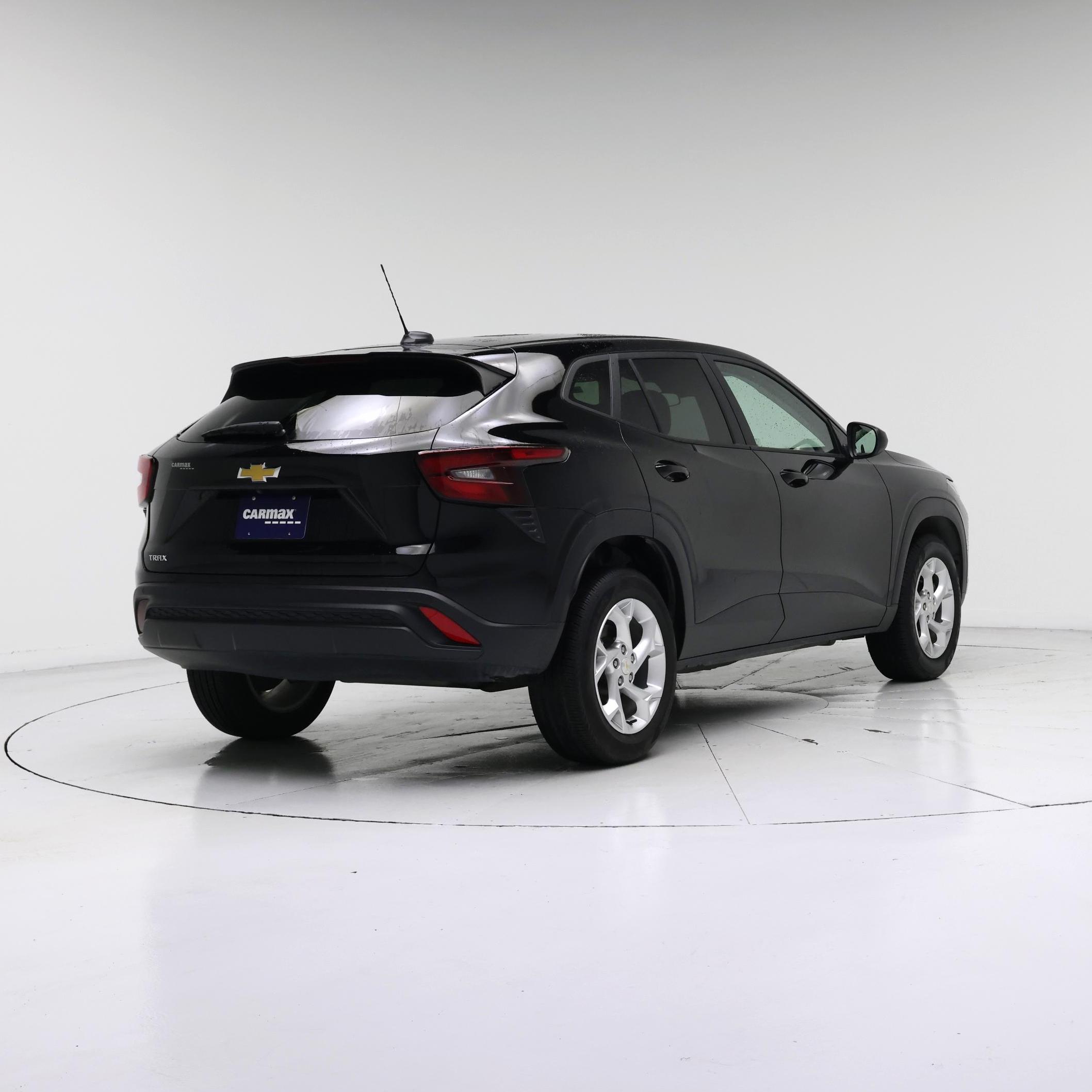 Thumbnail: 2024 Chevrolet Trax - 8