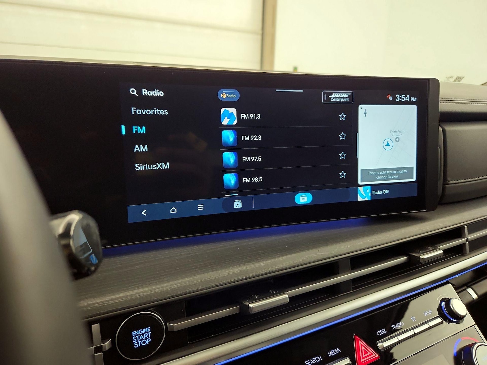 2024 Hyundai Santa Fe Limited - Photo 17