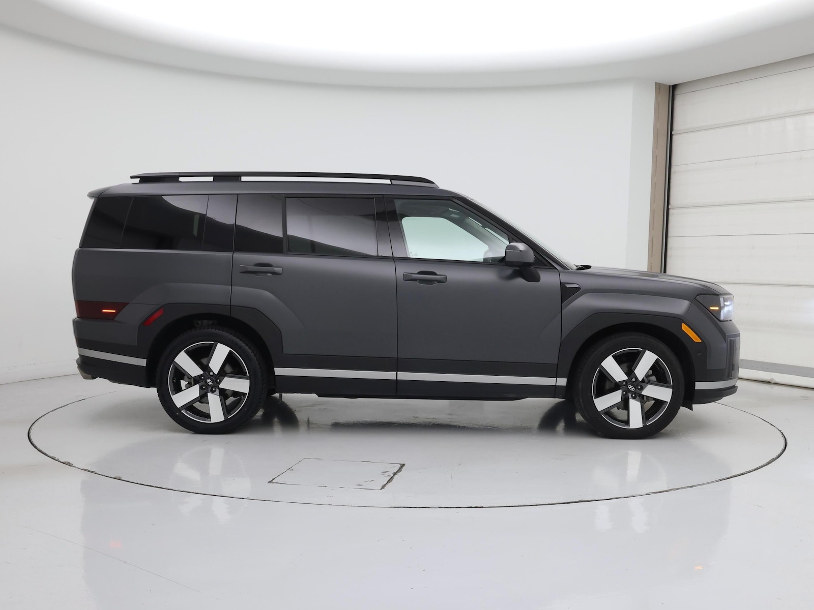 2024 Hyundai Santa Fe Limited - Photo 8