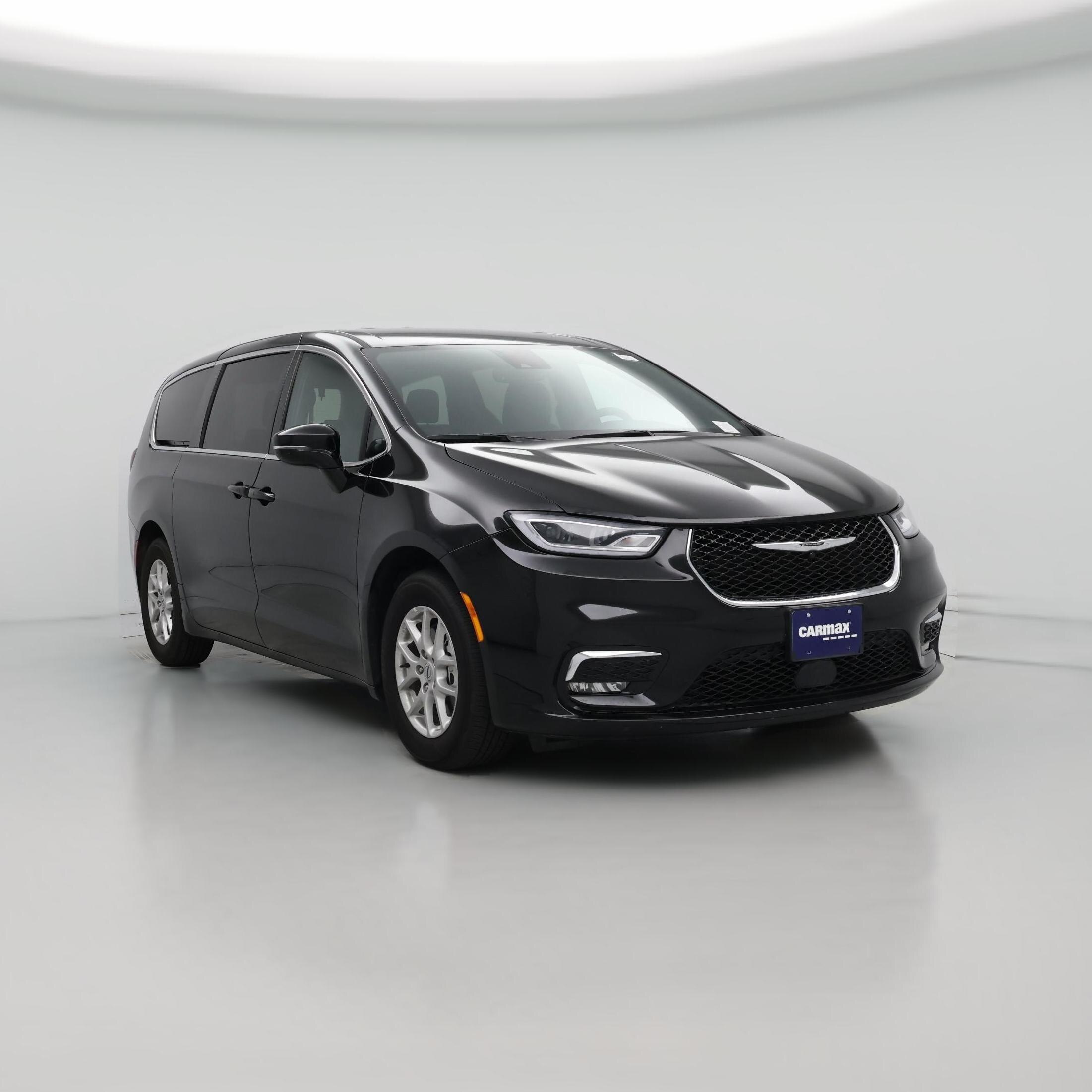Thumbnail: 2025 Chrysler Pacifica - 1
