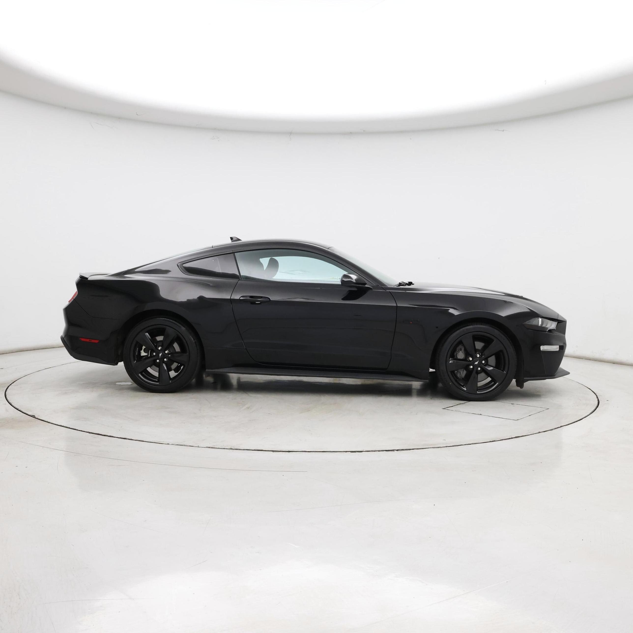 Thumbnail: 2022 Ford Mustang - 7