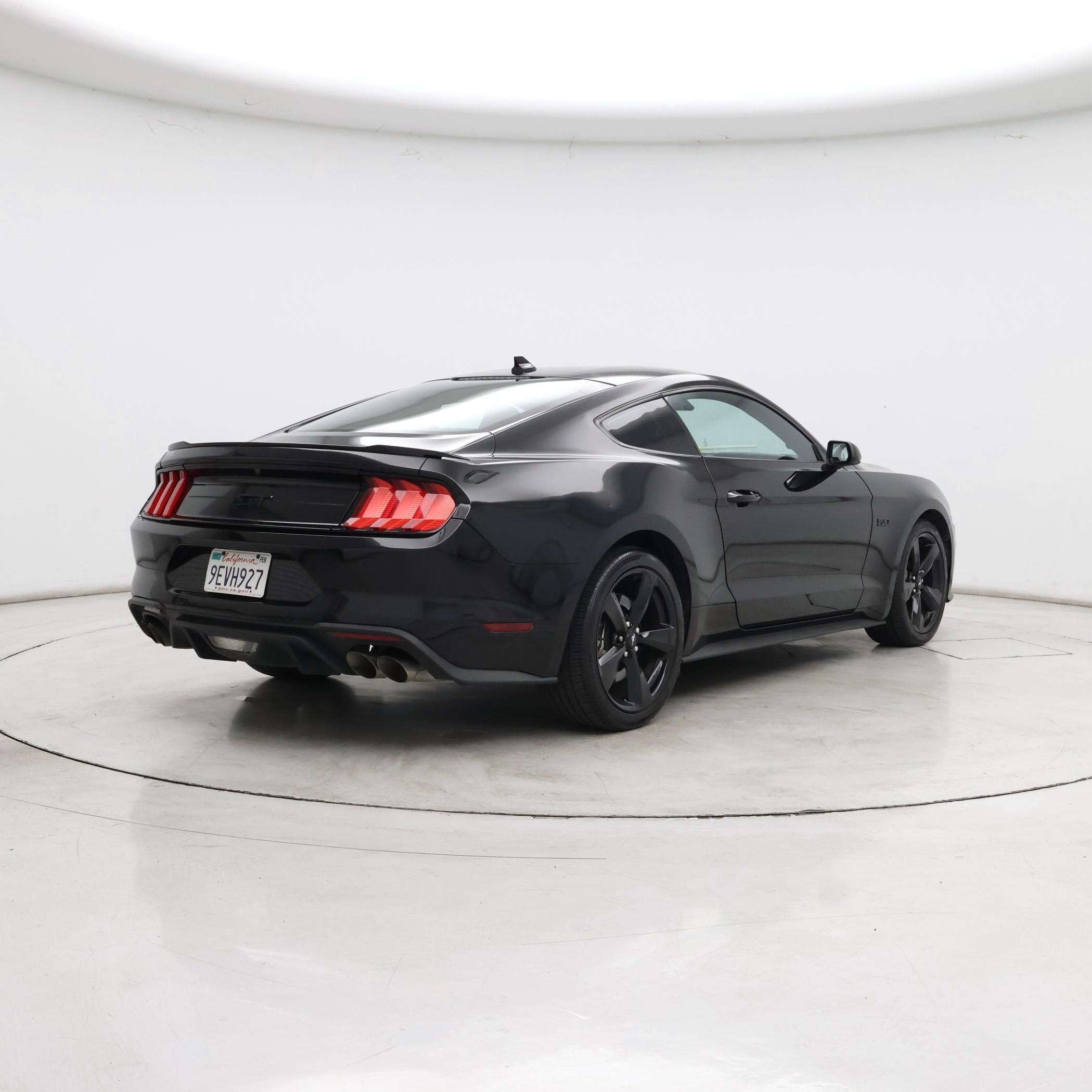 Thumbnail: 2022 Ford Mustang - 8