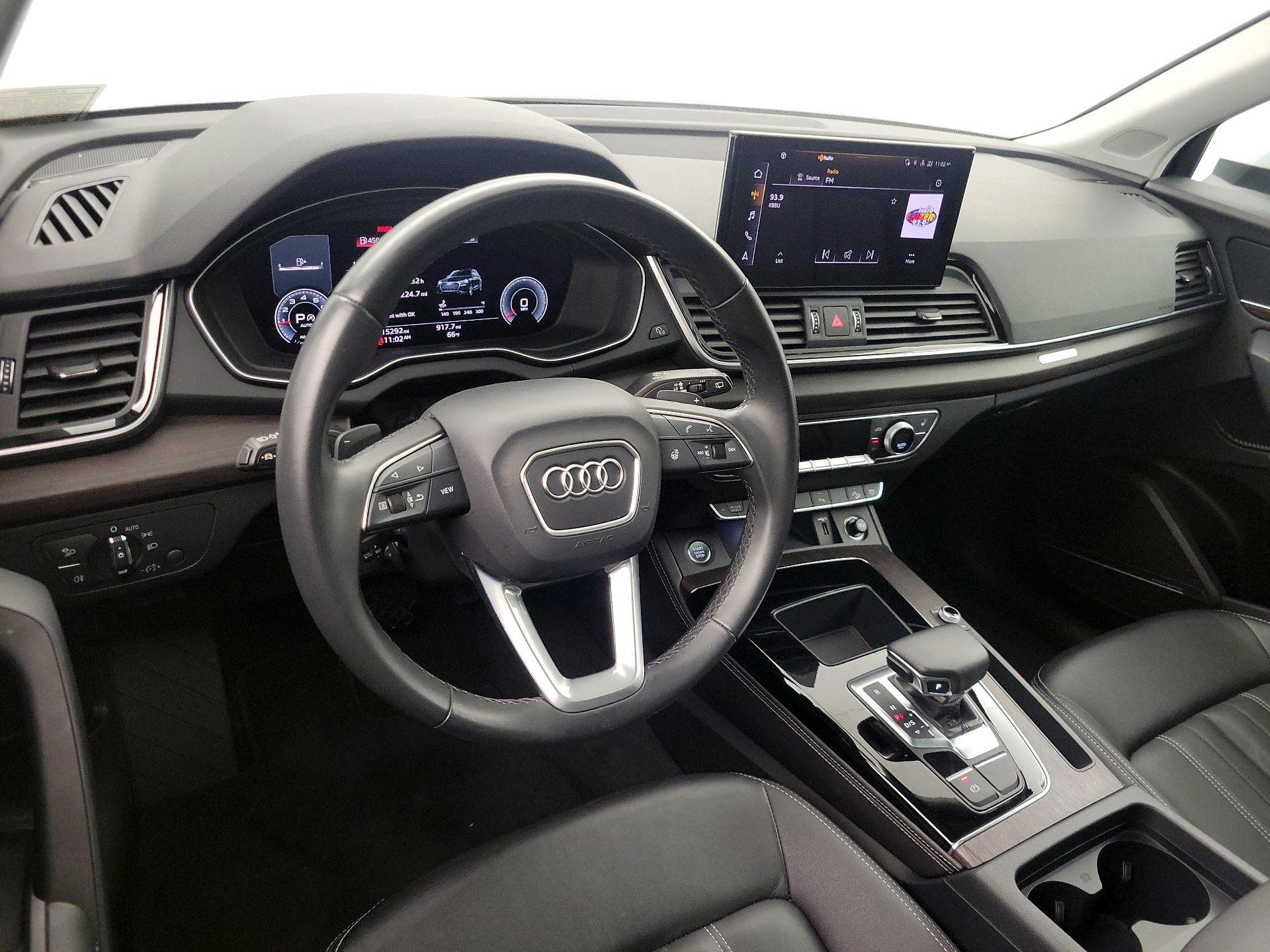 Thumbnail: 2023 Audi Q5 - 9