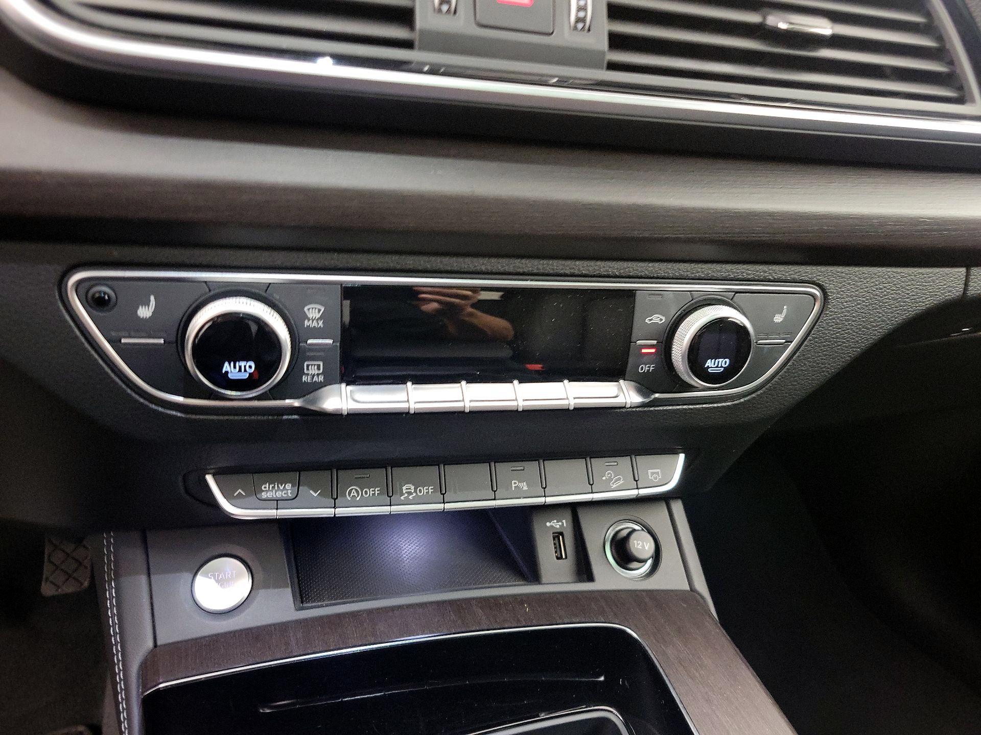 Thumbnail: 2023 Audi Q5 - 16