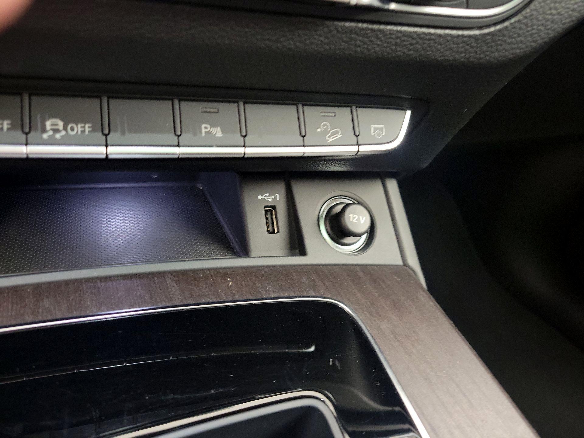 Thumbnail: 2023 Audi Q5 - 18