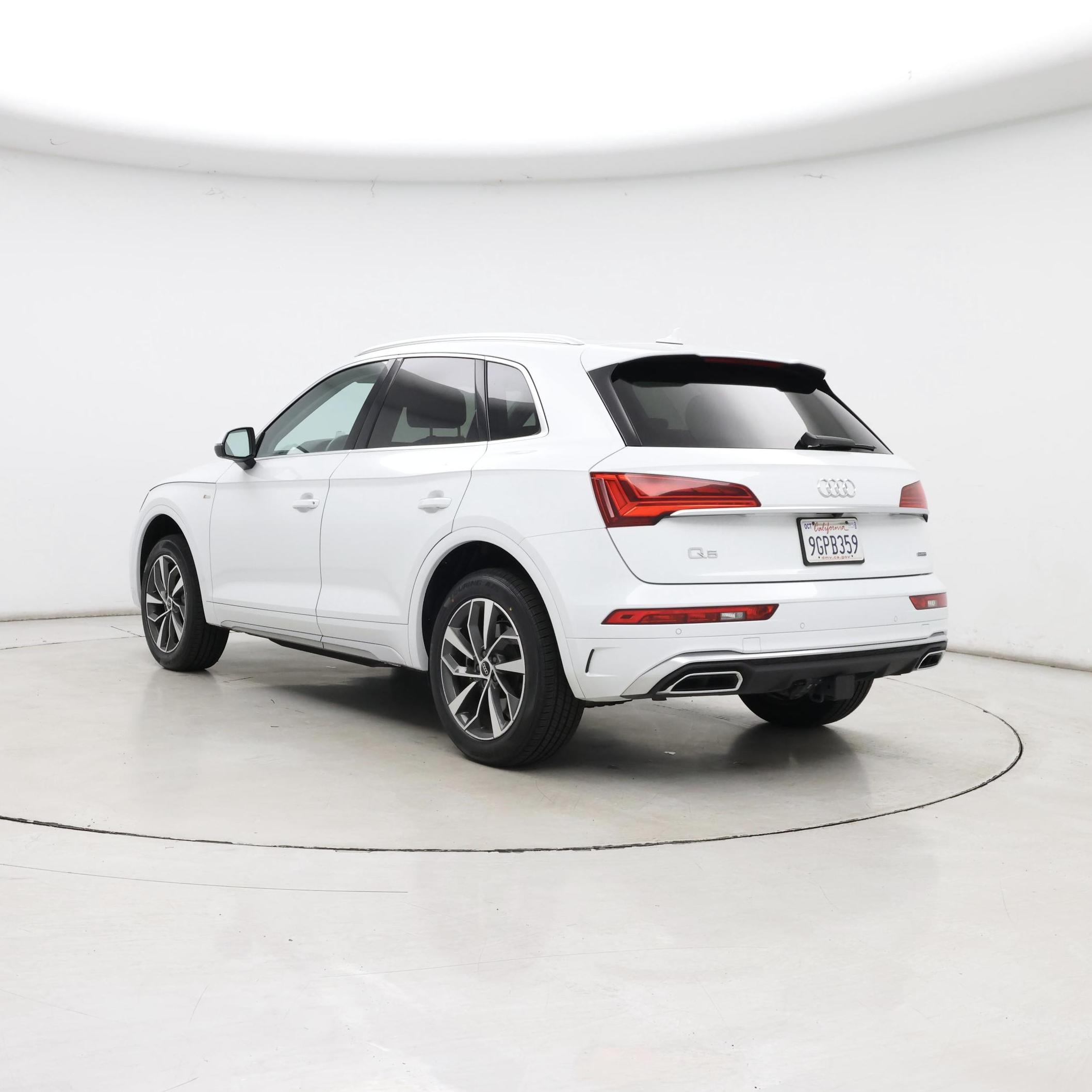 Thumbnail: 2023 Audi Q5 - 2