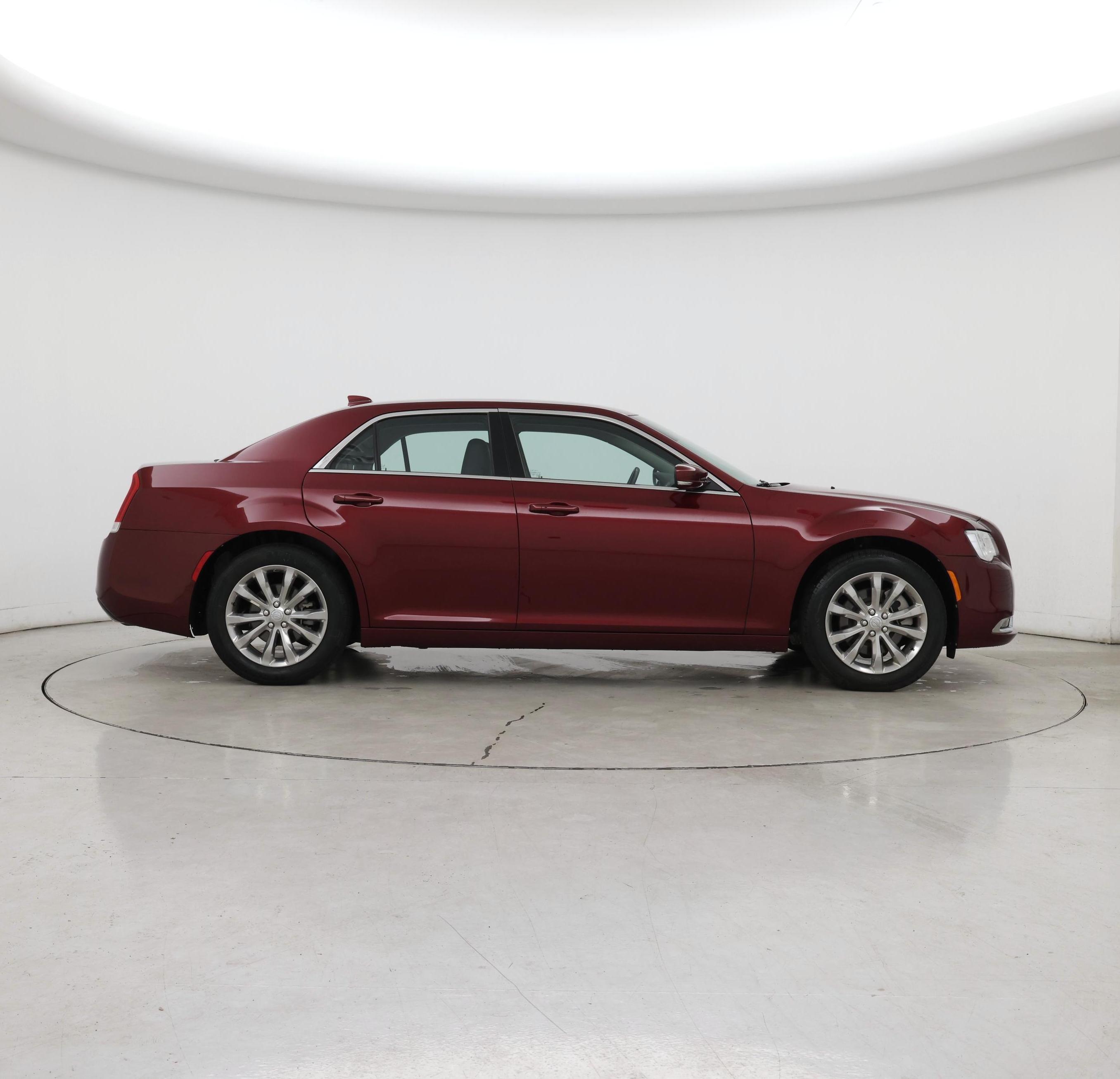 Thumbnail: 2021 Chrysler 300 - 7