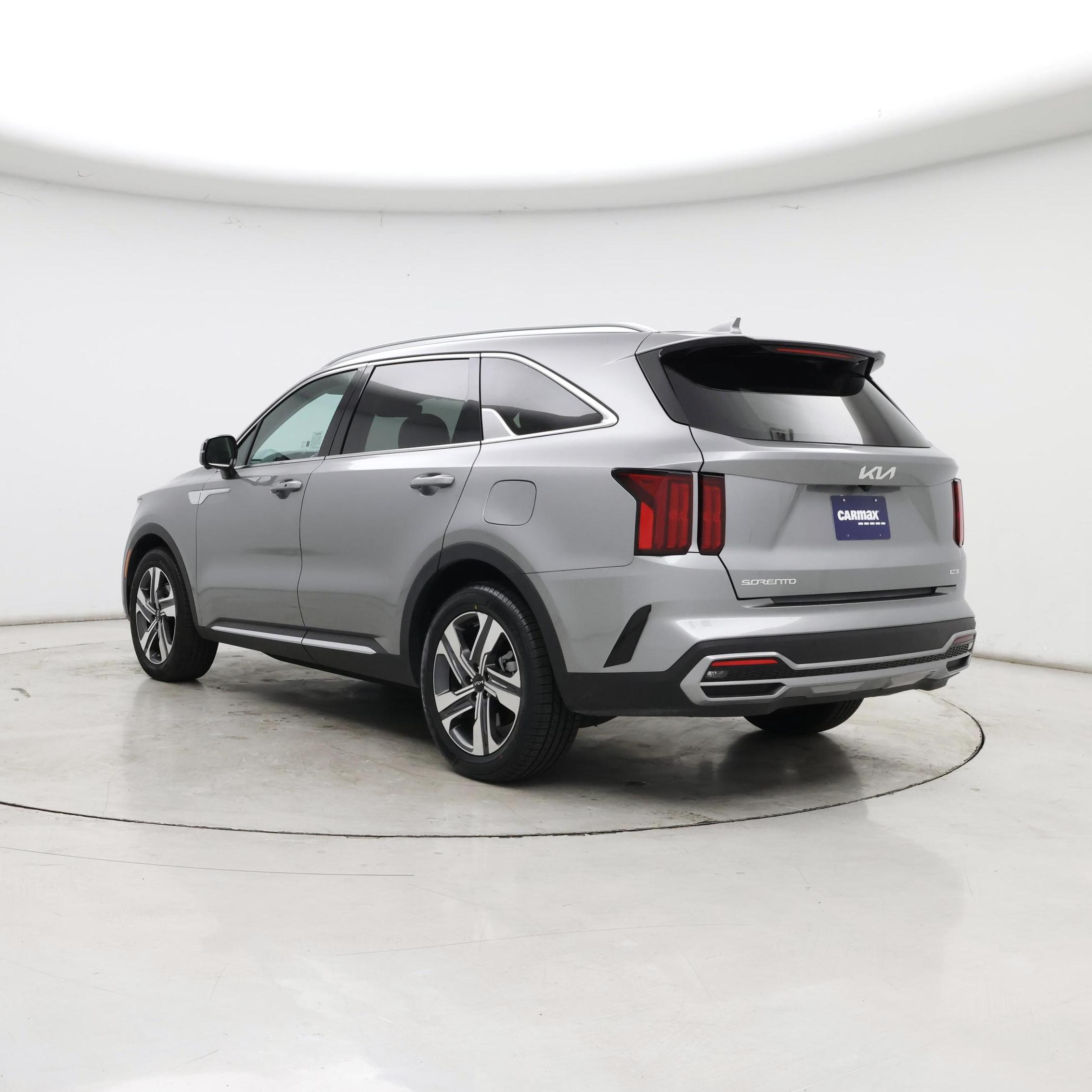 Thumbnail: 2023 Kia Sorento - 2