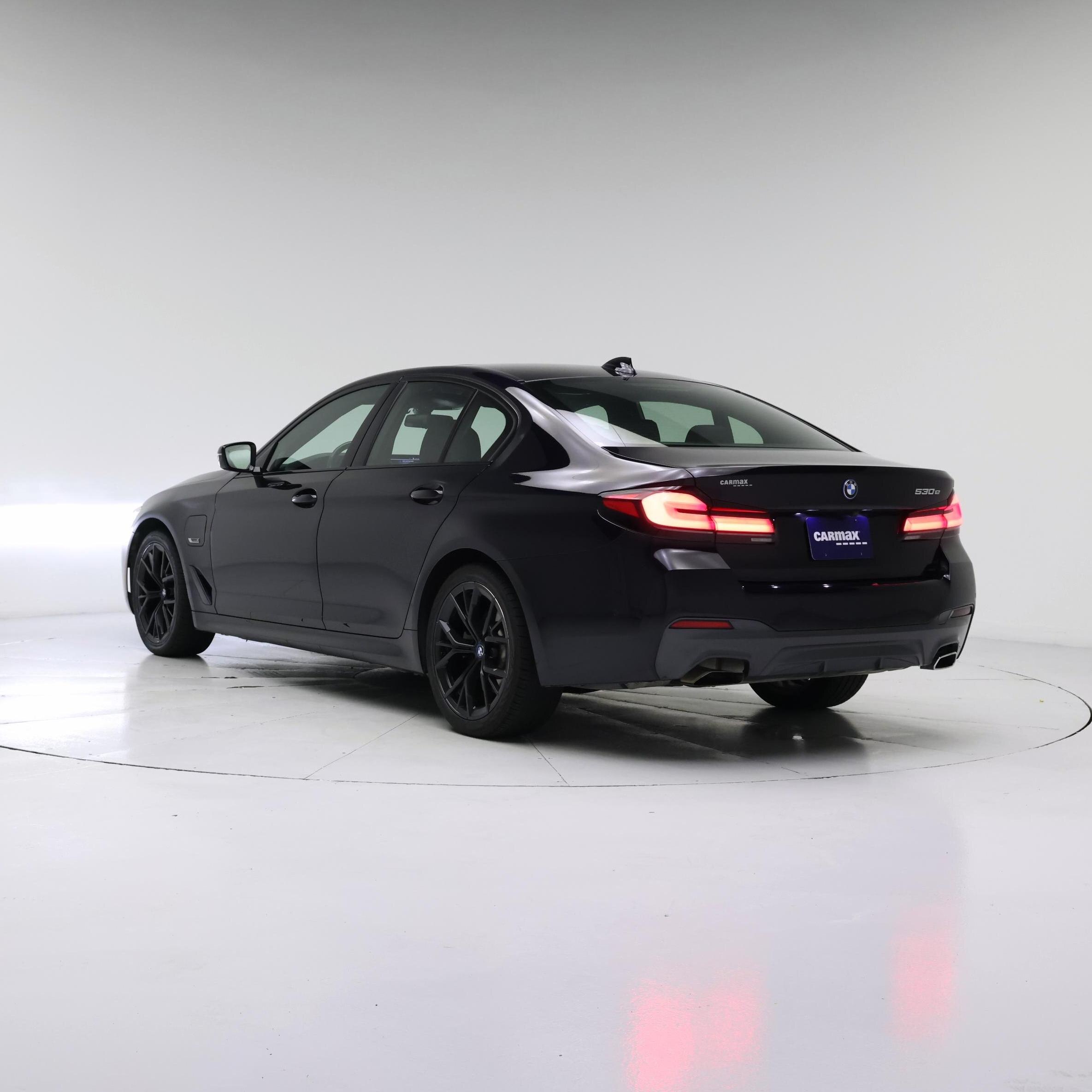 Thumbnail: 2023 BMW 5 Series - 2