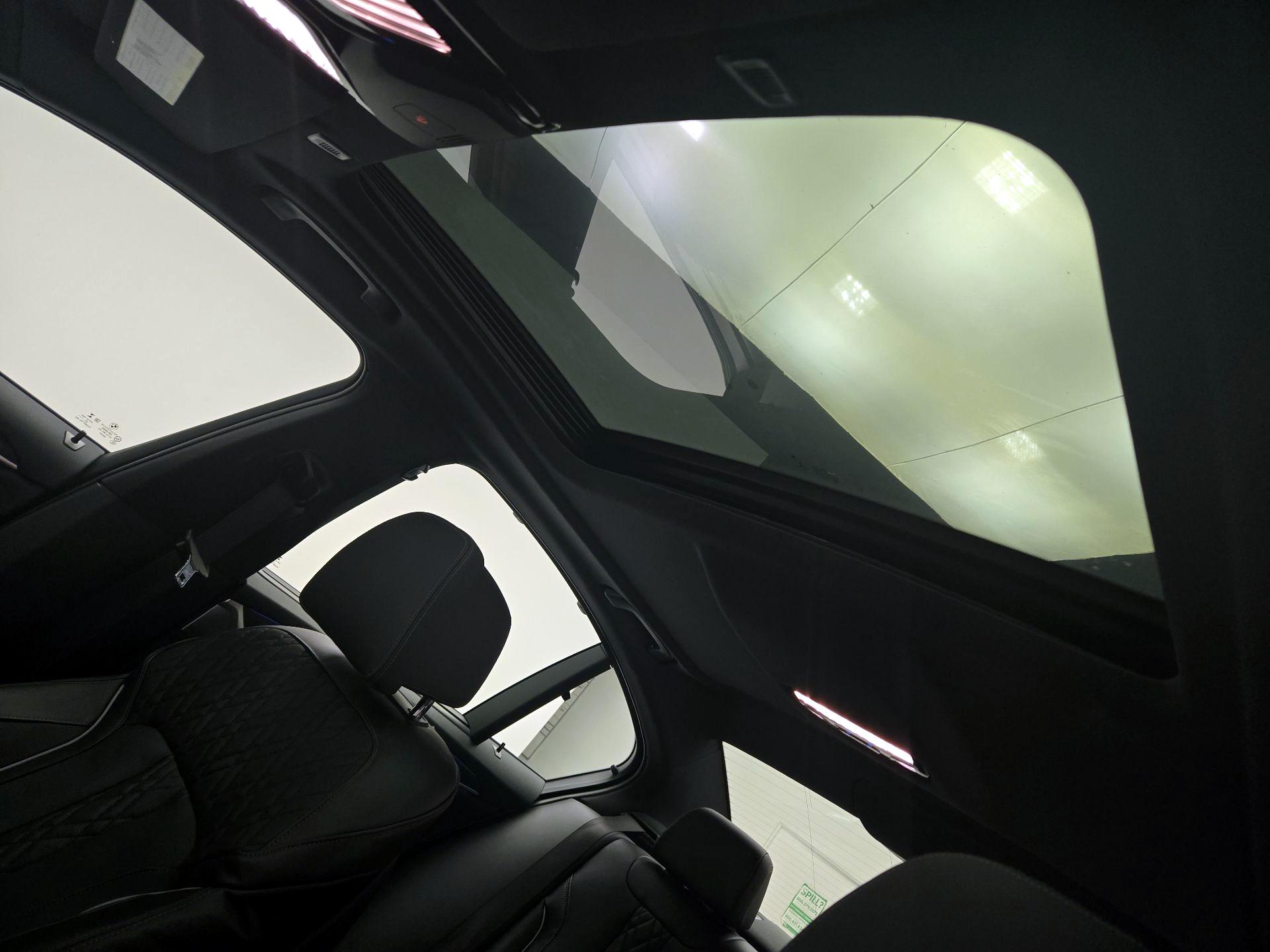 Thumbnail: 2023 BMW 5 Series - 20