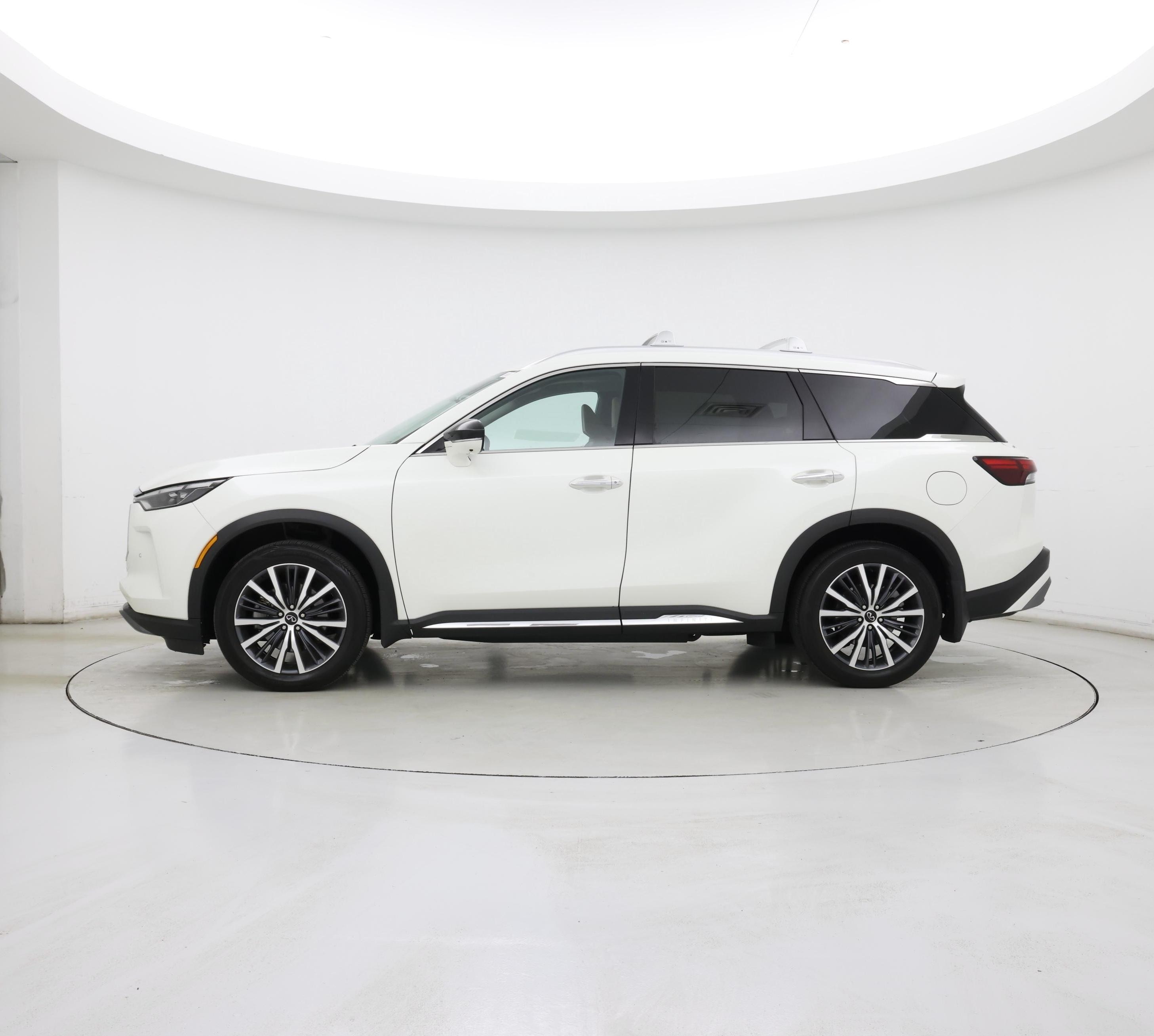 Thumbnail: 2023 INFINITI QX60 - 3