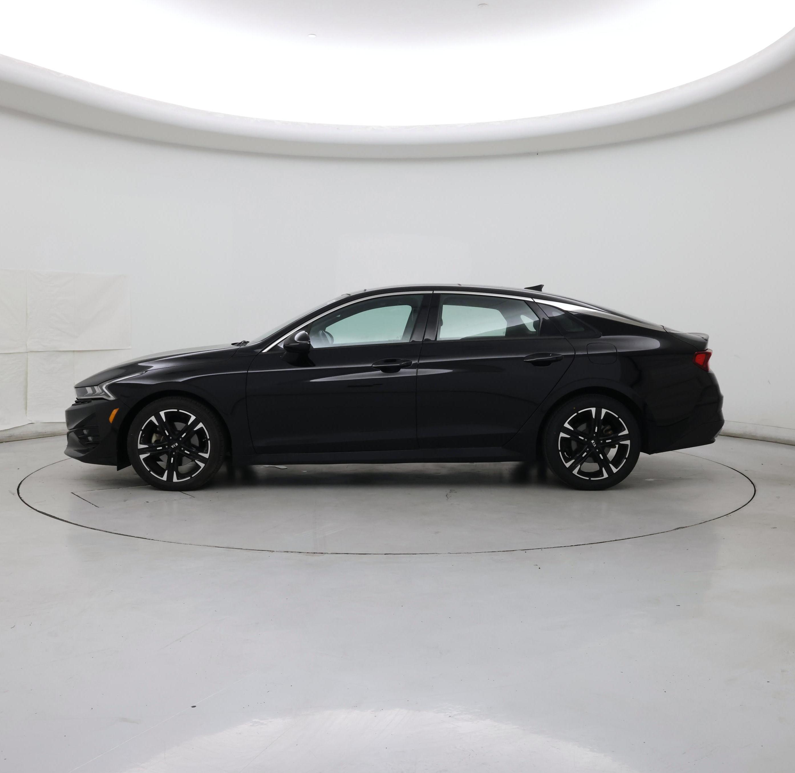 Thumbnail: 2021 Kia K5 - 3
