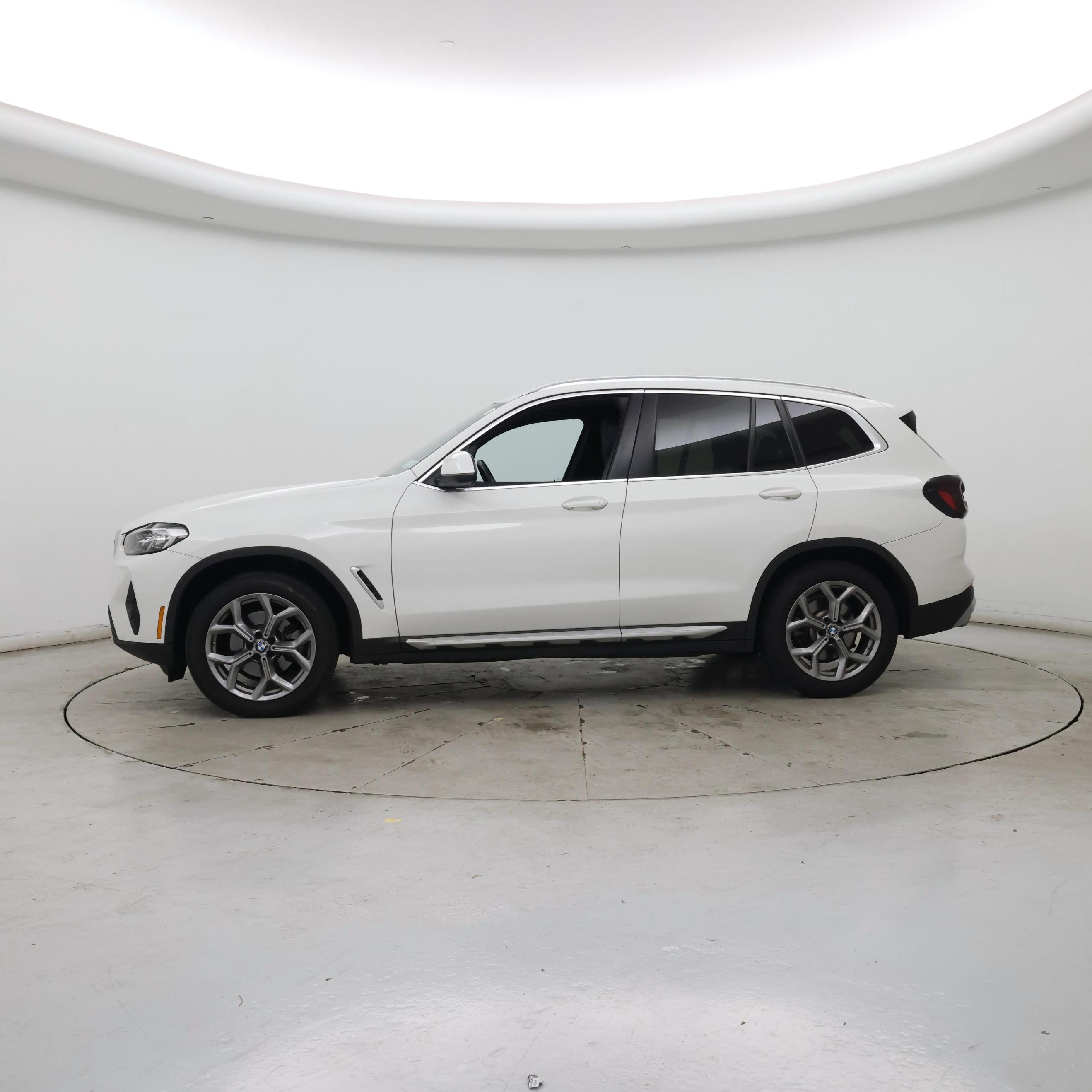 Thumbnail: 2023 BMW X3 - 3