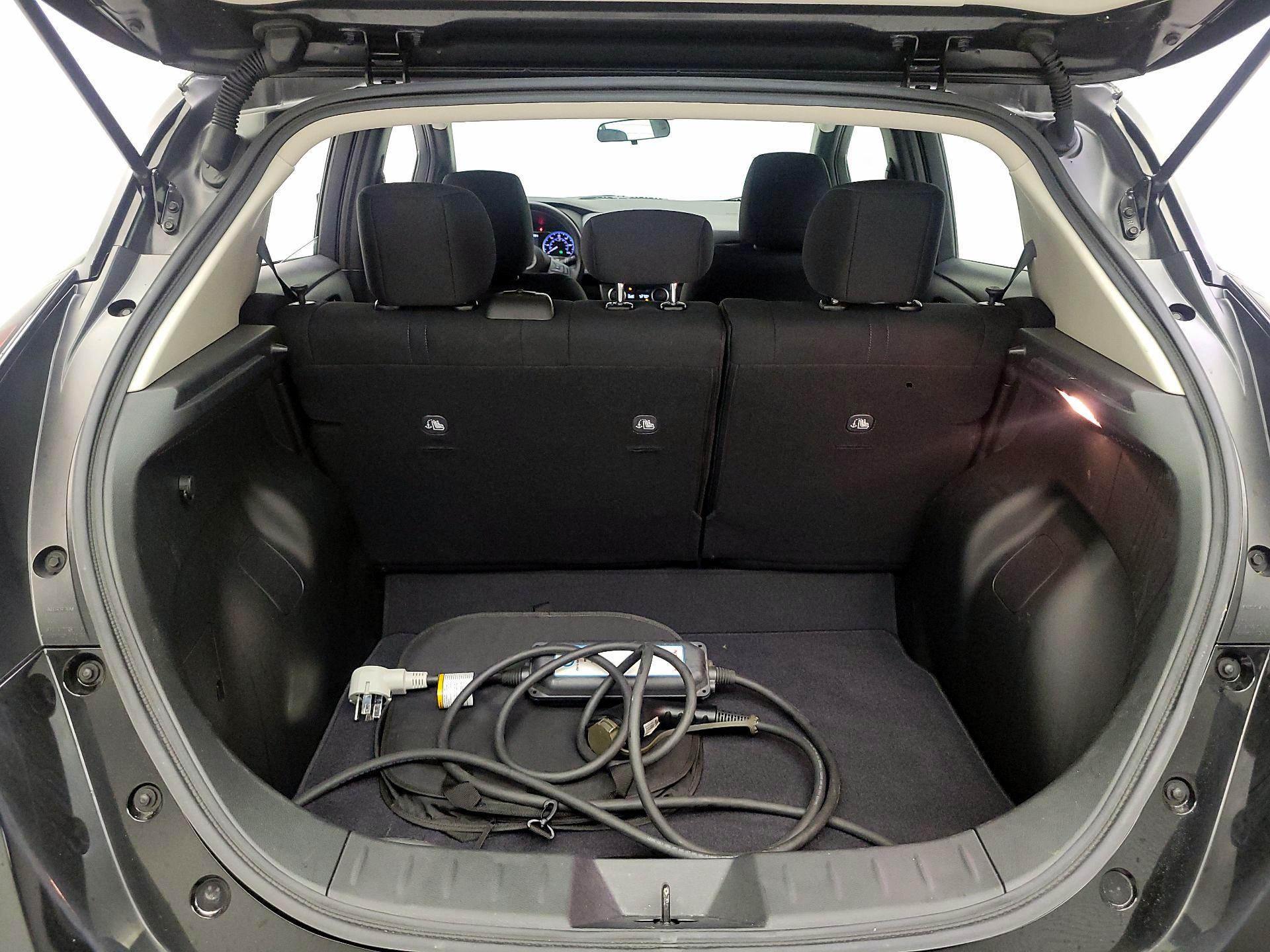 Thumbnail: 2020 Nissan Leaf - 18