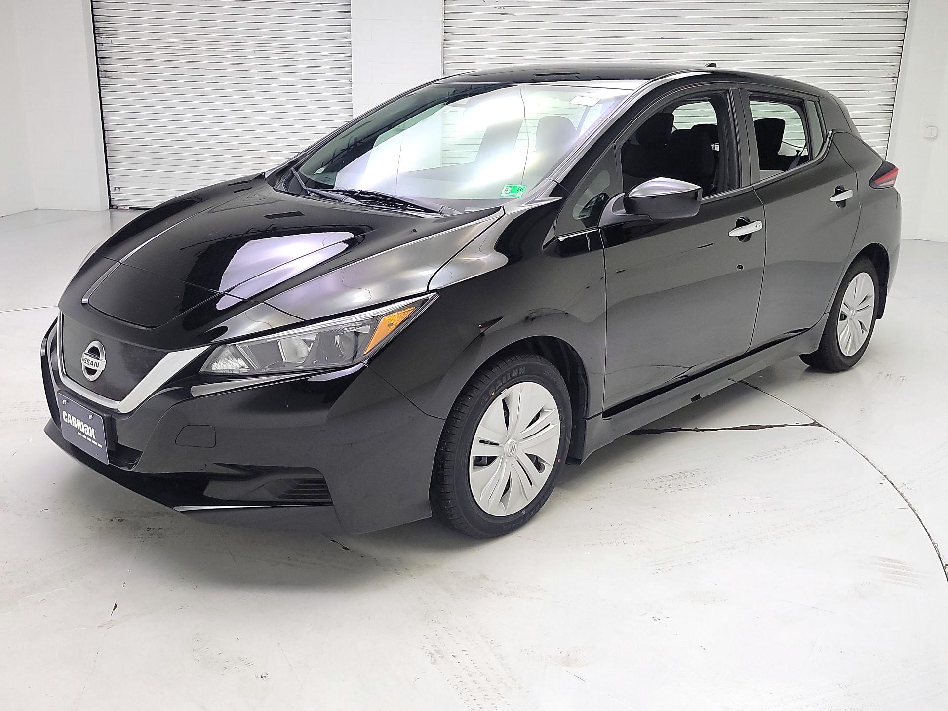 Thumbnail: 2020 Nissan Leaf - 3