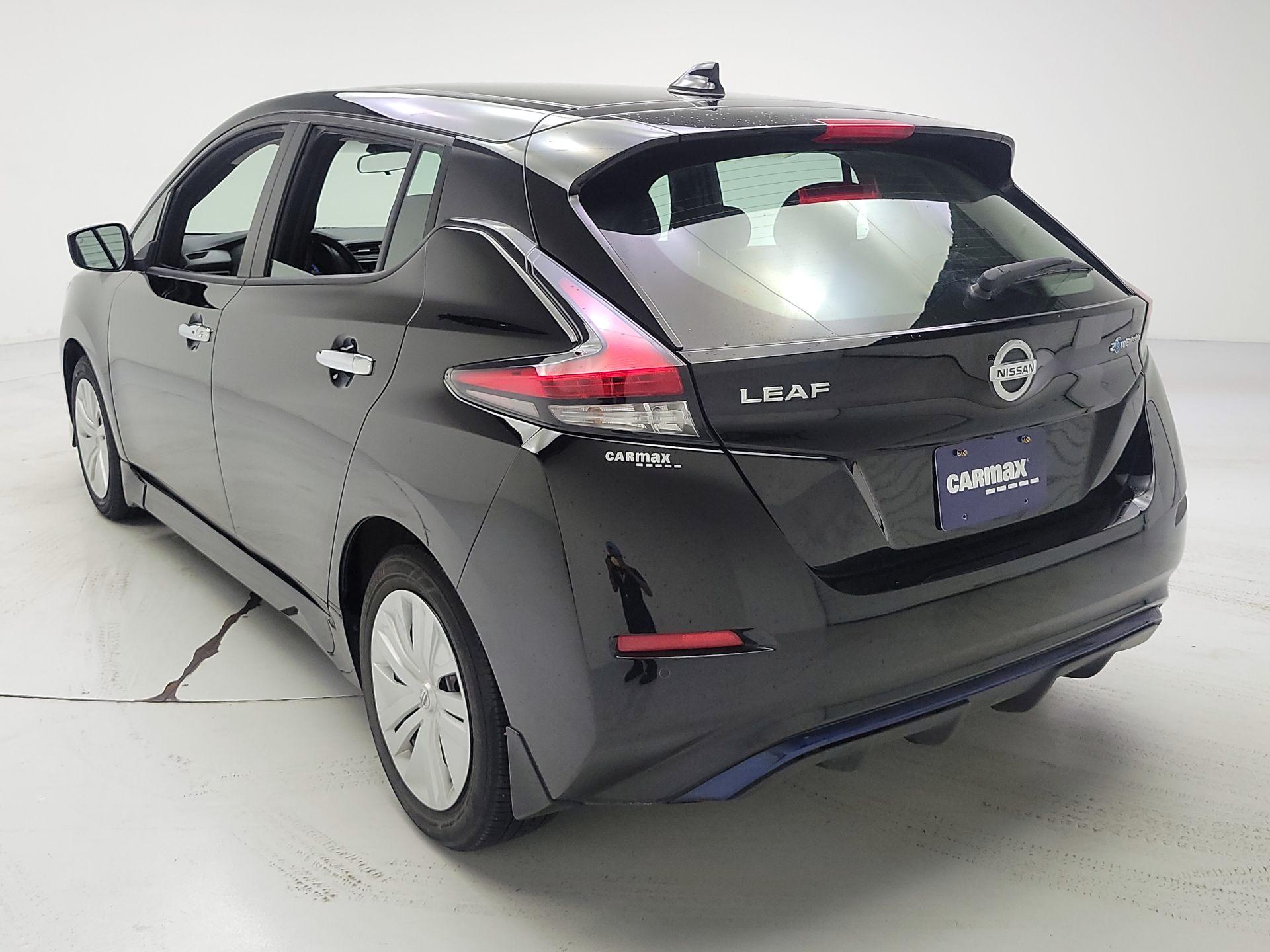 Thumbnail: 2020 Nissan Leaf - 7
