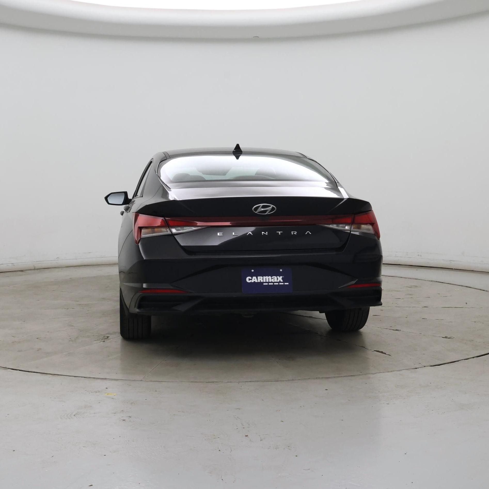 Thumbnail: 2023 Hyundai Elantra - 6